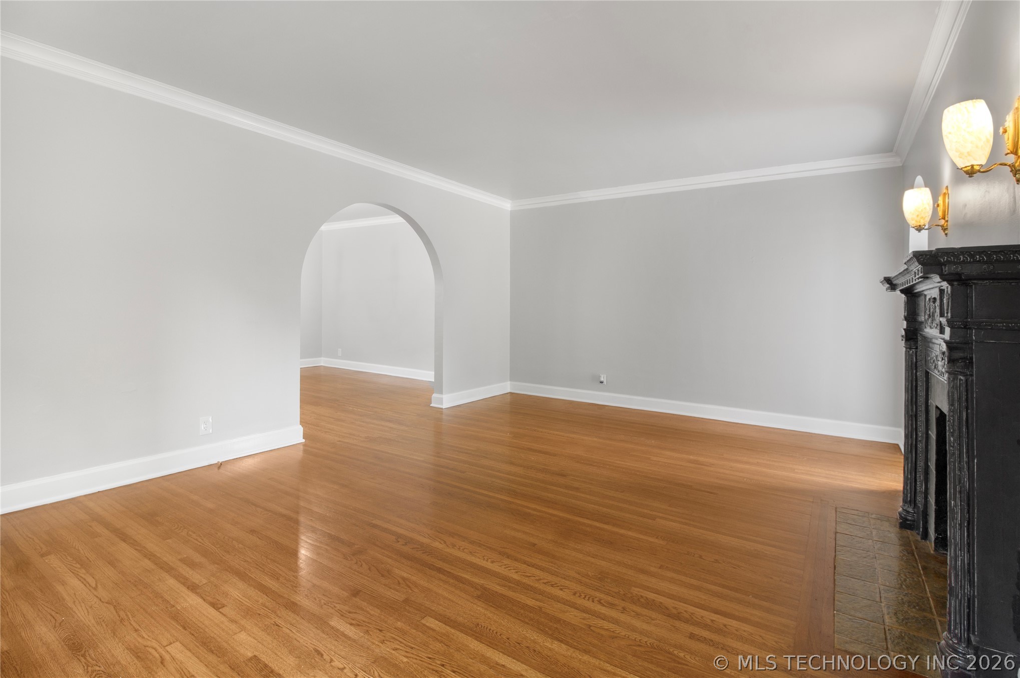 1535 S Delaware Place Property Photo 8
