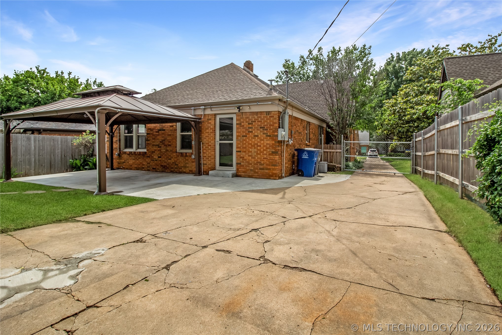 1535 S Delaware Place Property Photo 25