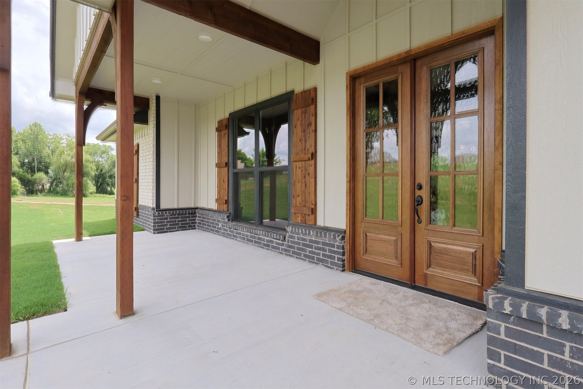408 S Tall Chief Avenue Property Photo 4