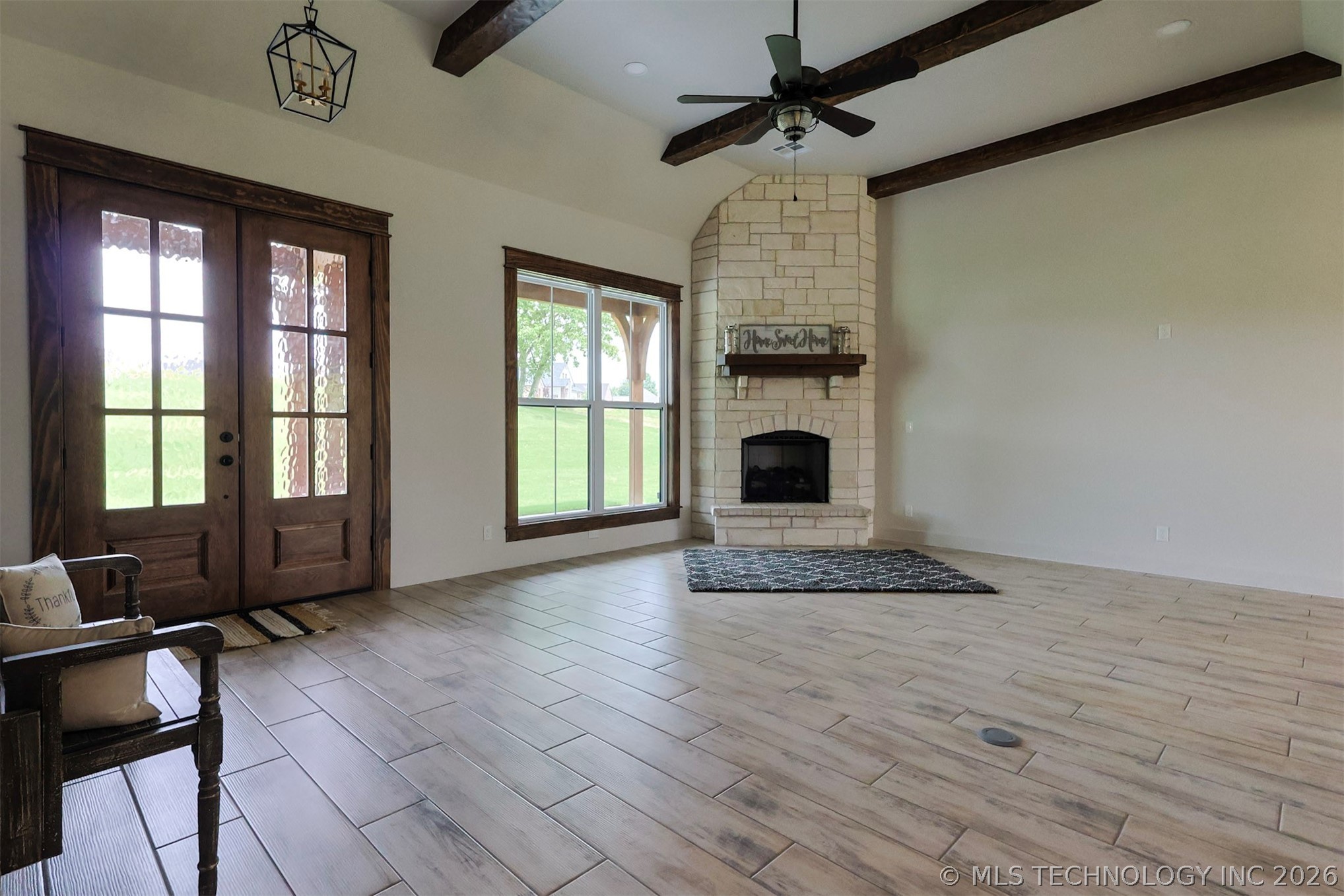 408 S Tall Chief Avenue Property Photo 6
