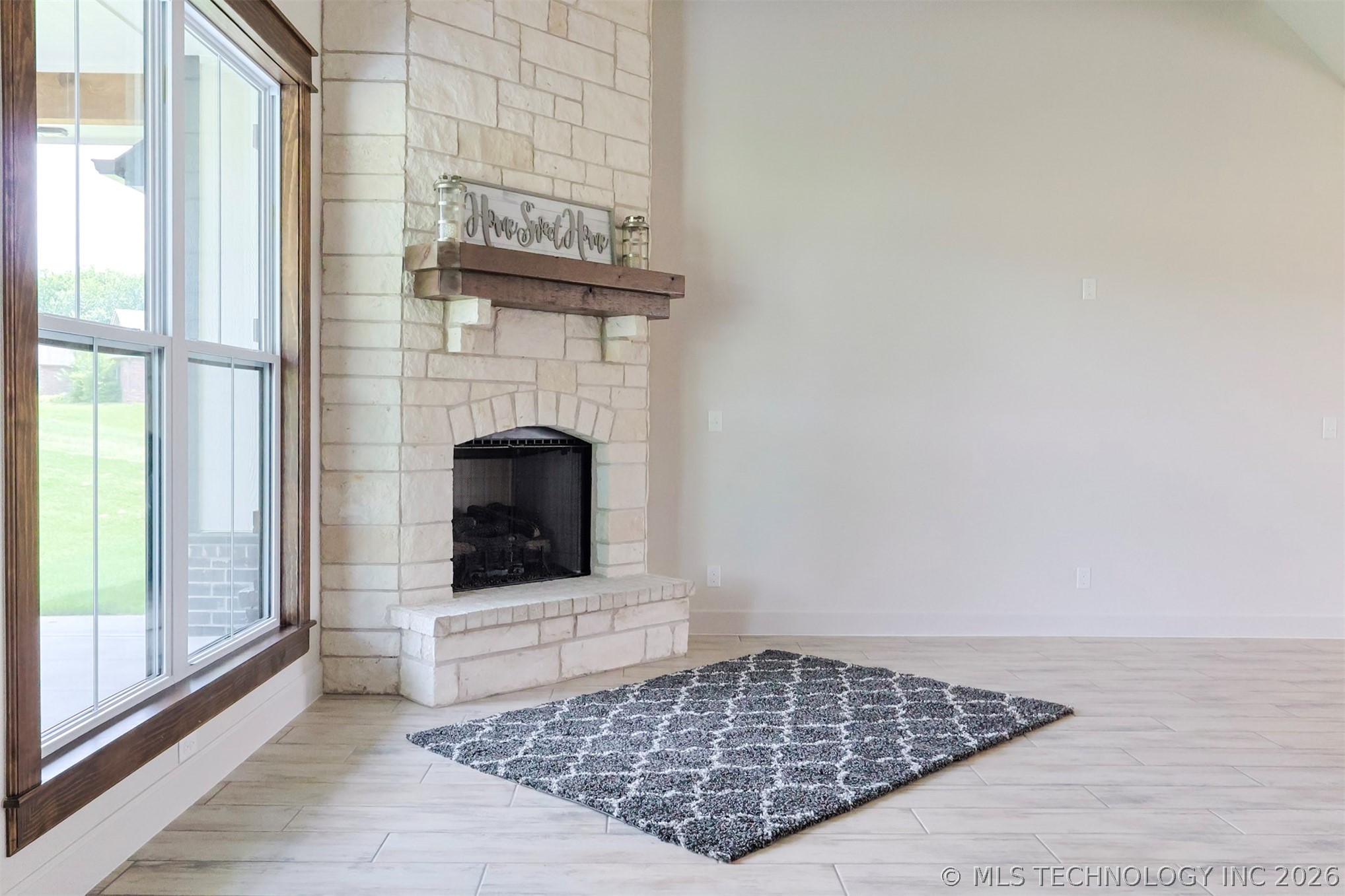 408 S Tall Chief Avenue Property Photo 7