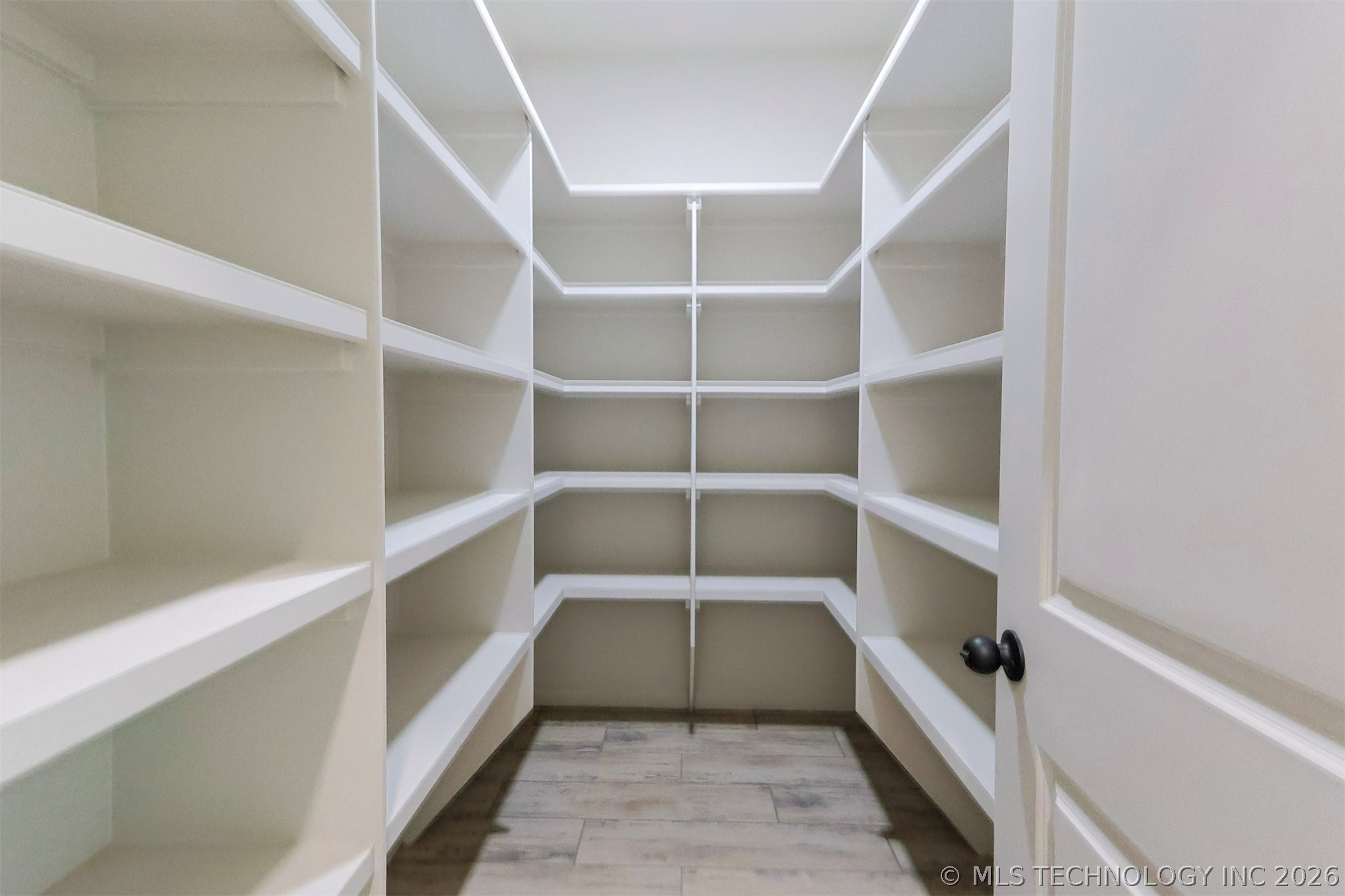 408 S Tall Chief Avenue Property Photo 13