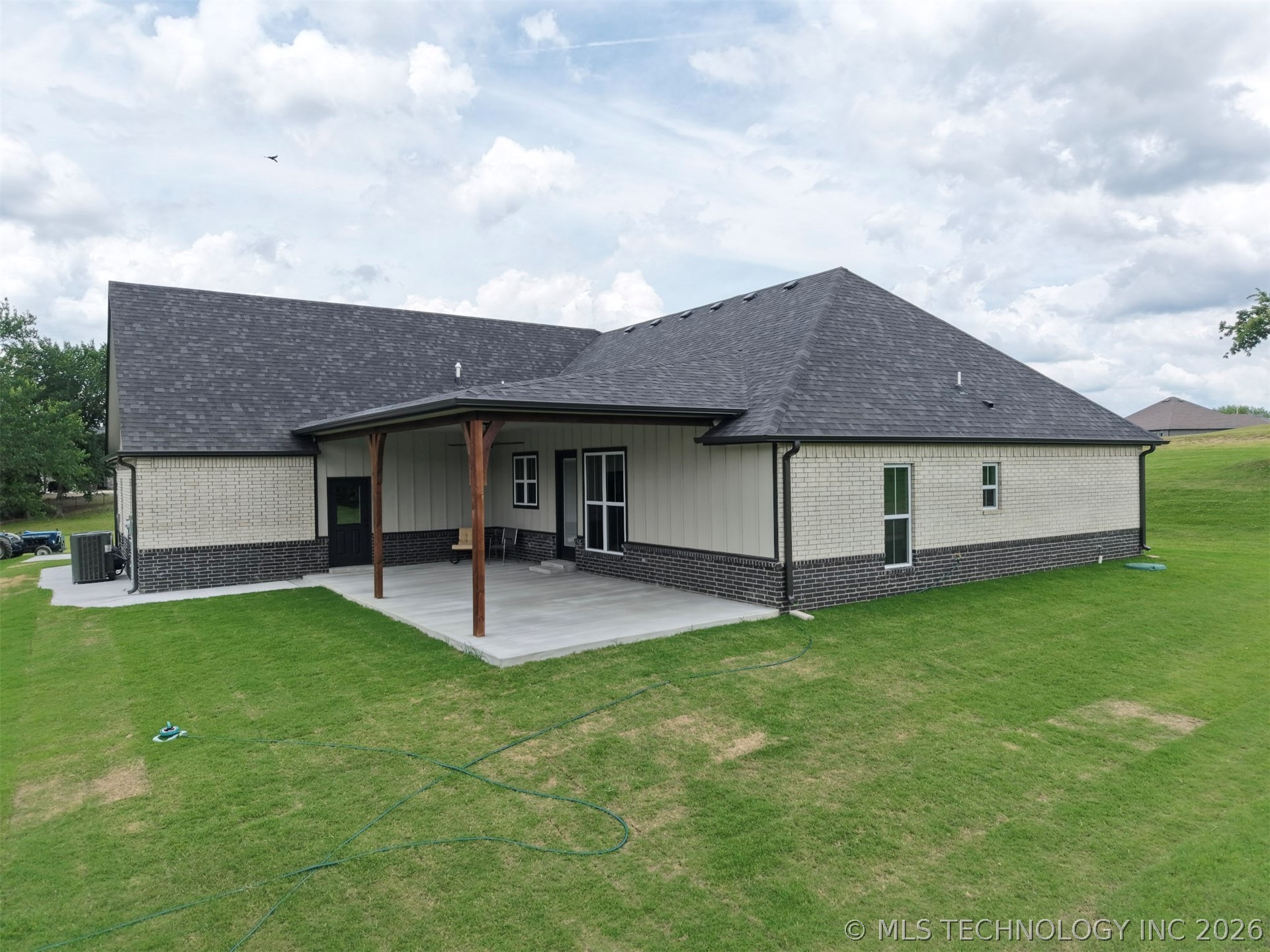 408 S Tall Chief Avenue Property Photo 36