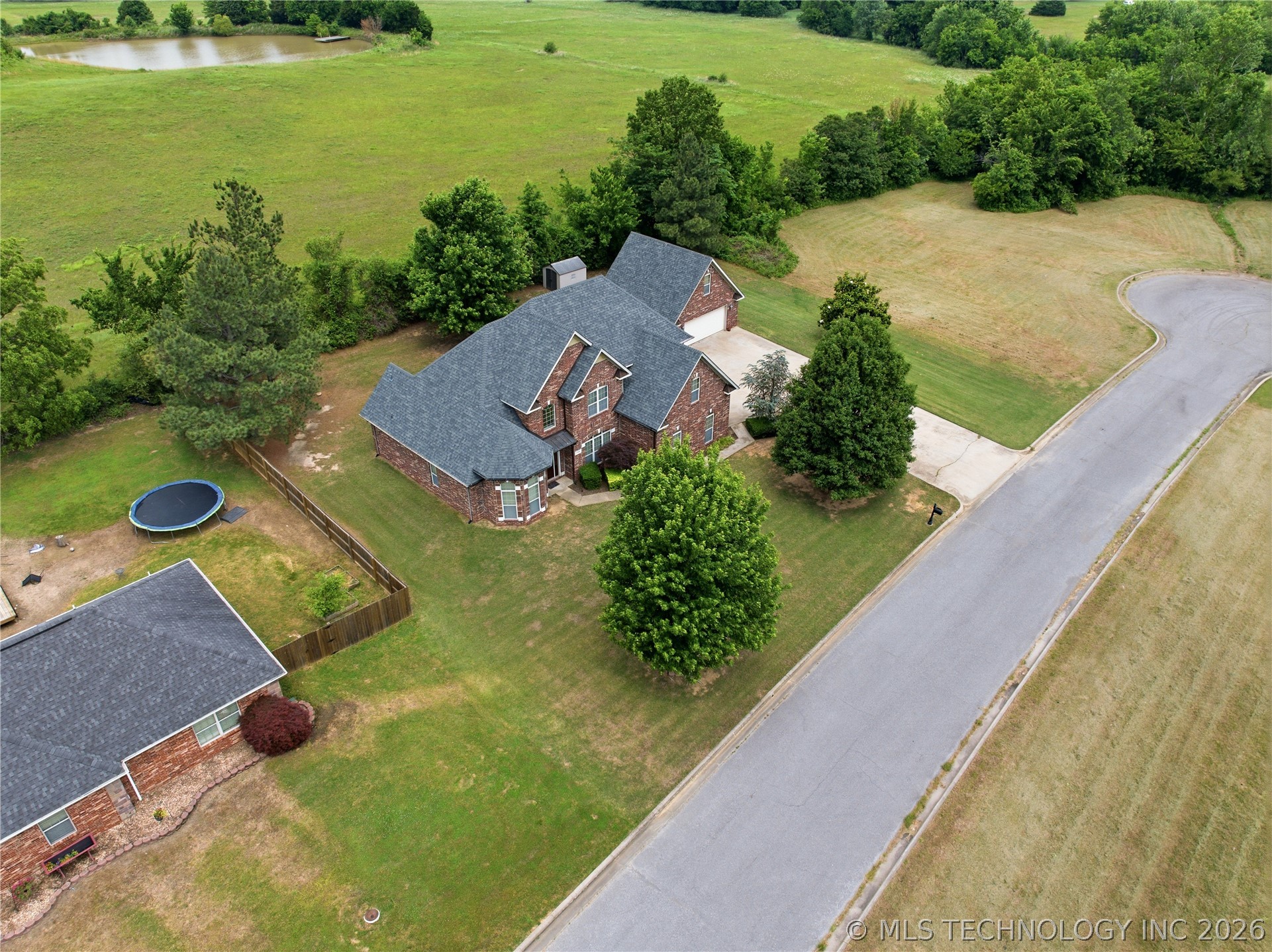 1308 Carter Avenue Property Photo 4