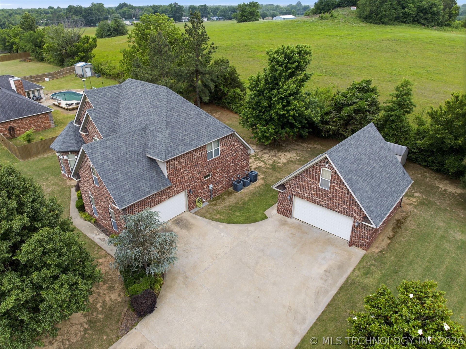 1308 Carter Avenue Property Photo 6