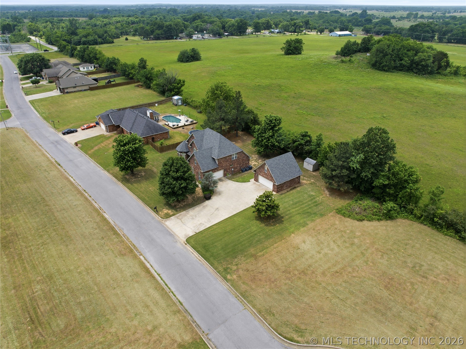 1308 Carter Avenue Property Photo 69