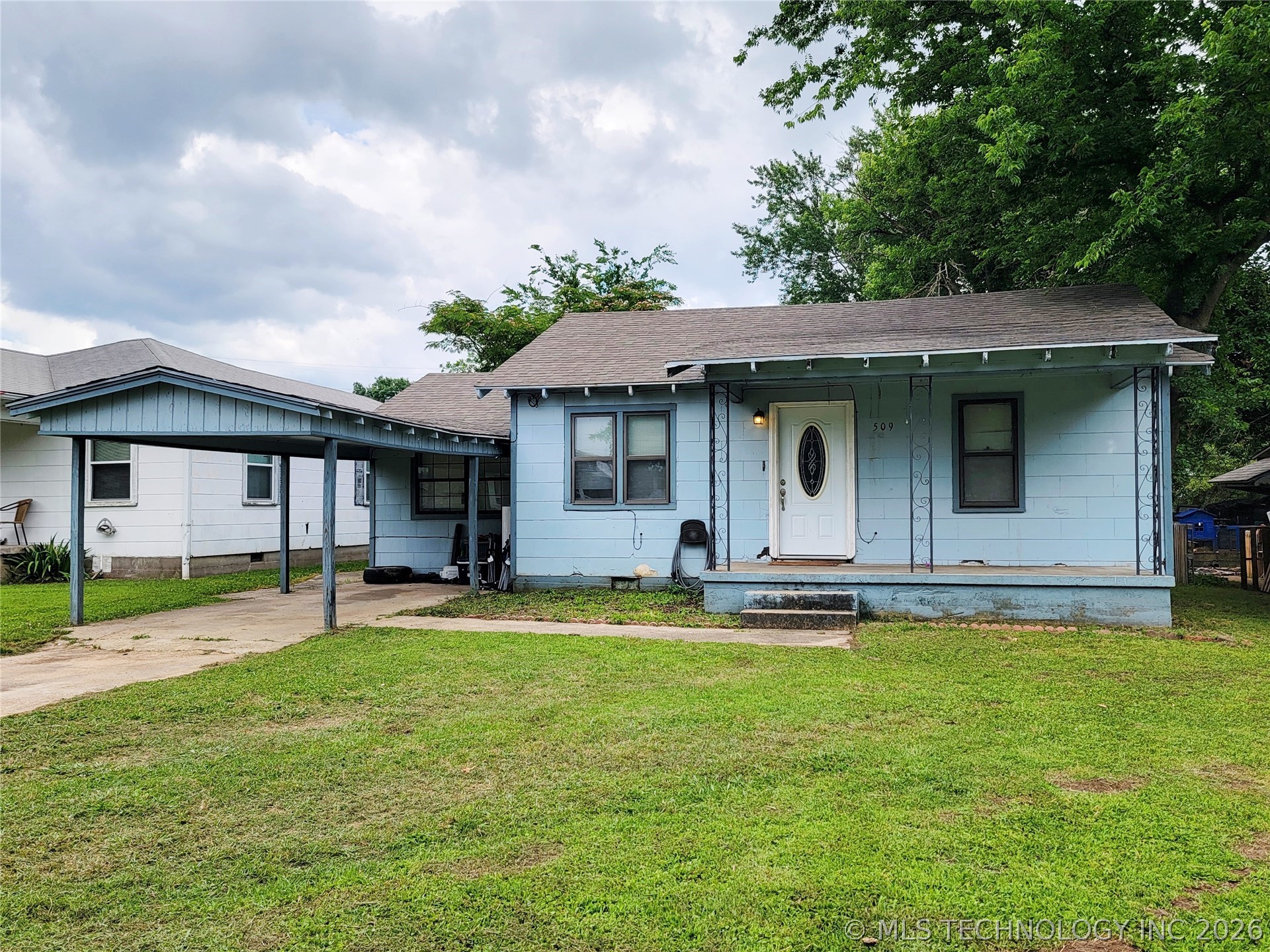 509 N Burgess Property Photo 1