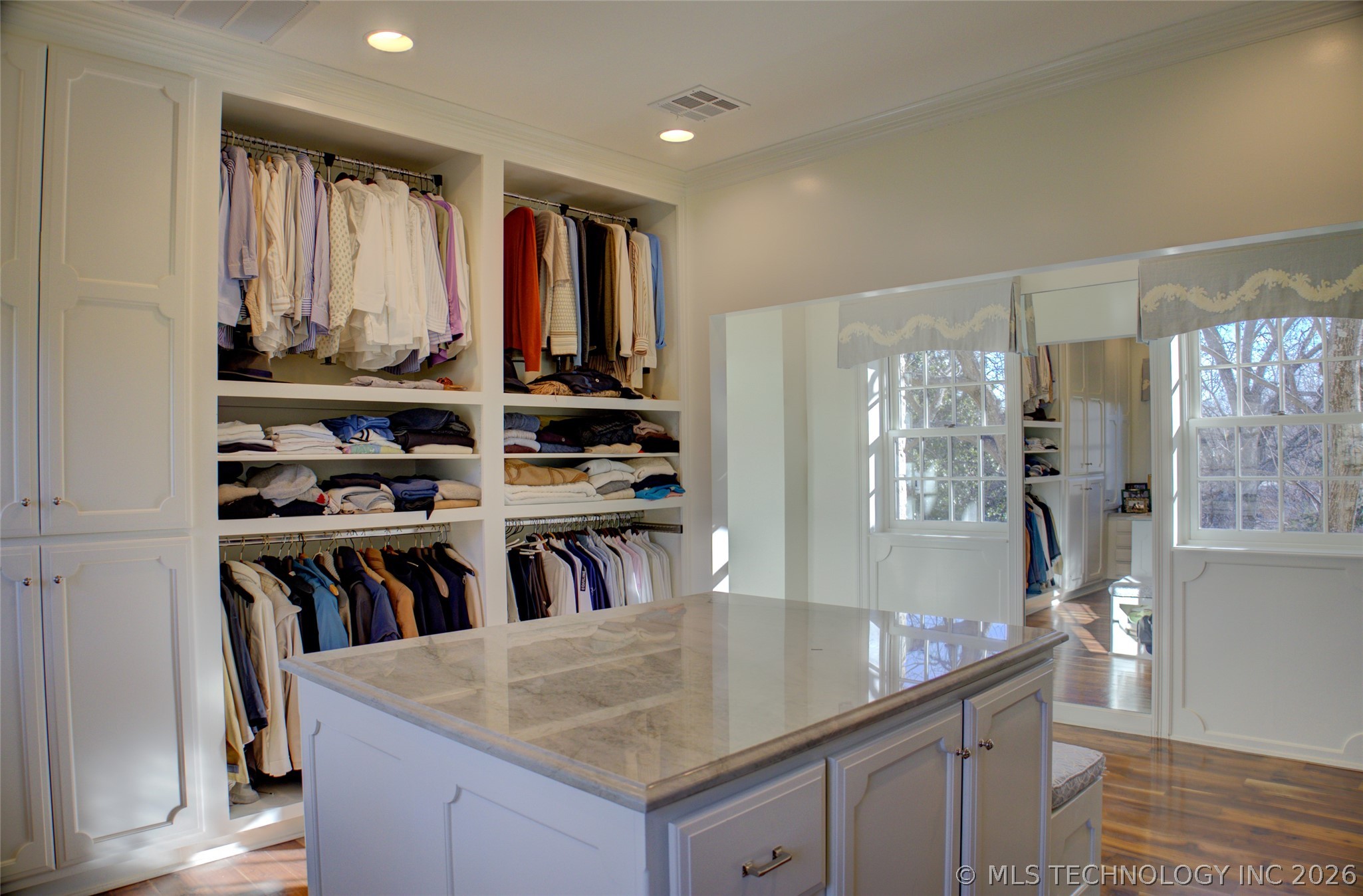 1550 E 29th Street Property Photo 63