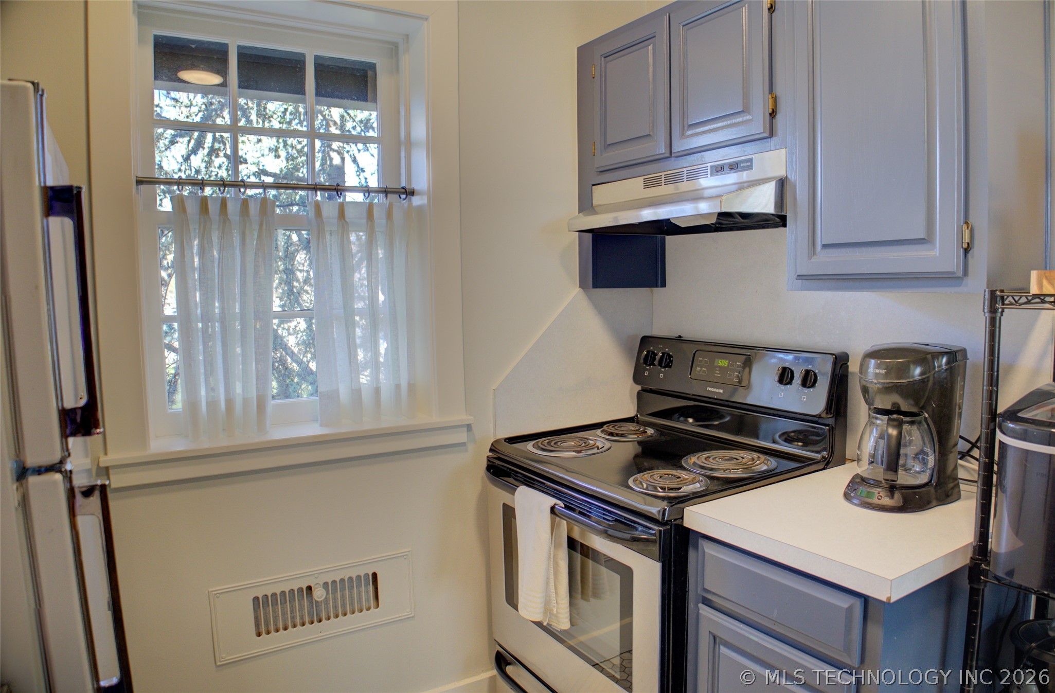 1550 E 29th Street Property Photo 80