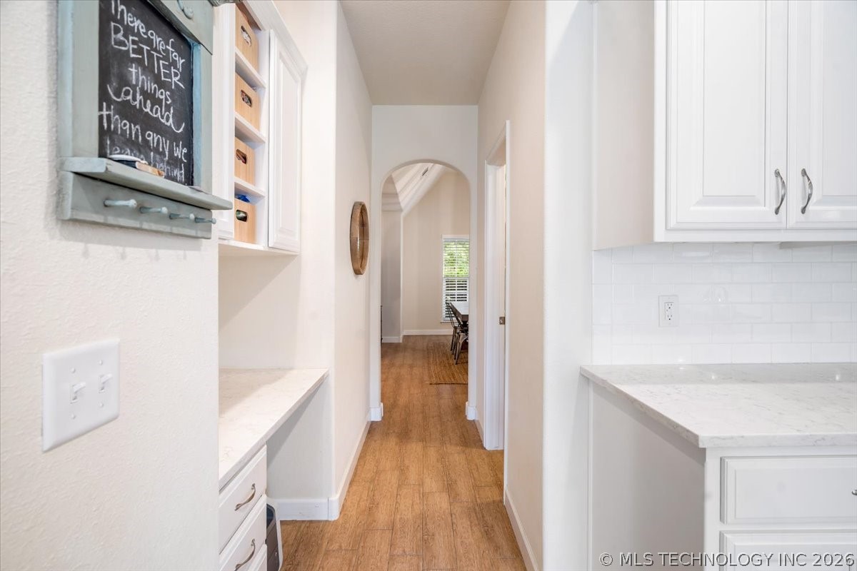 15517 E 87th Place N Property Photo 11