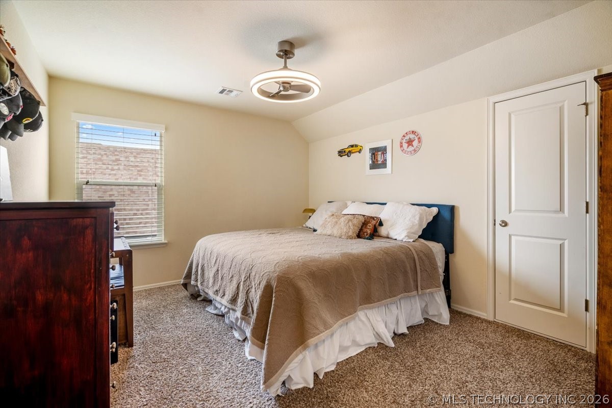 15517 E 87th Place N Property Photo 28