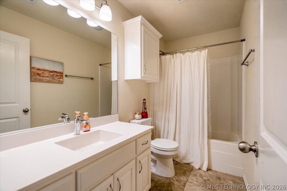 15517 E 87th Place N Property Photo 30