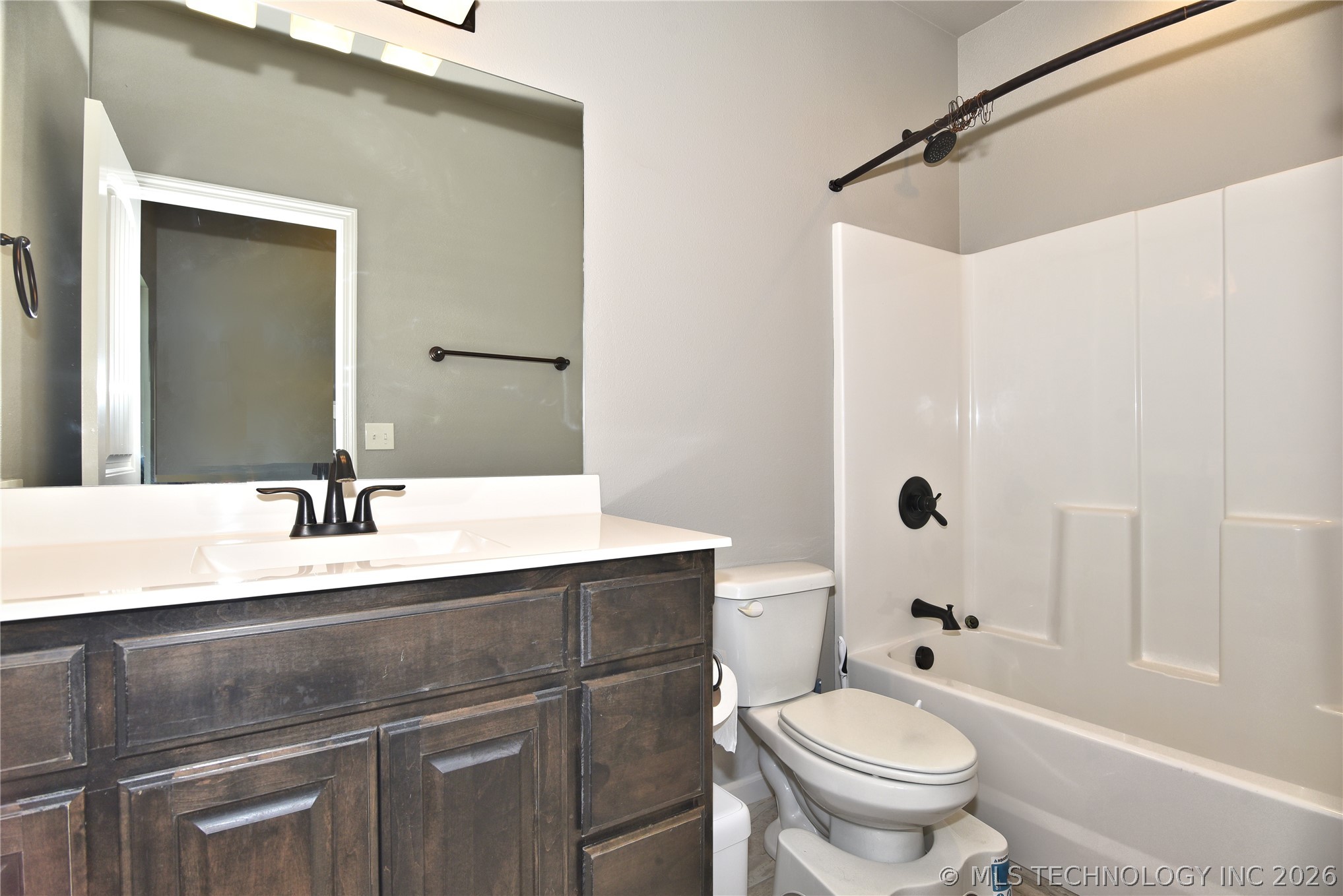 2620 W 116th Place S Property Photo 32