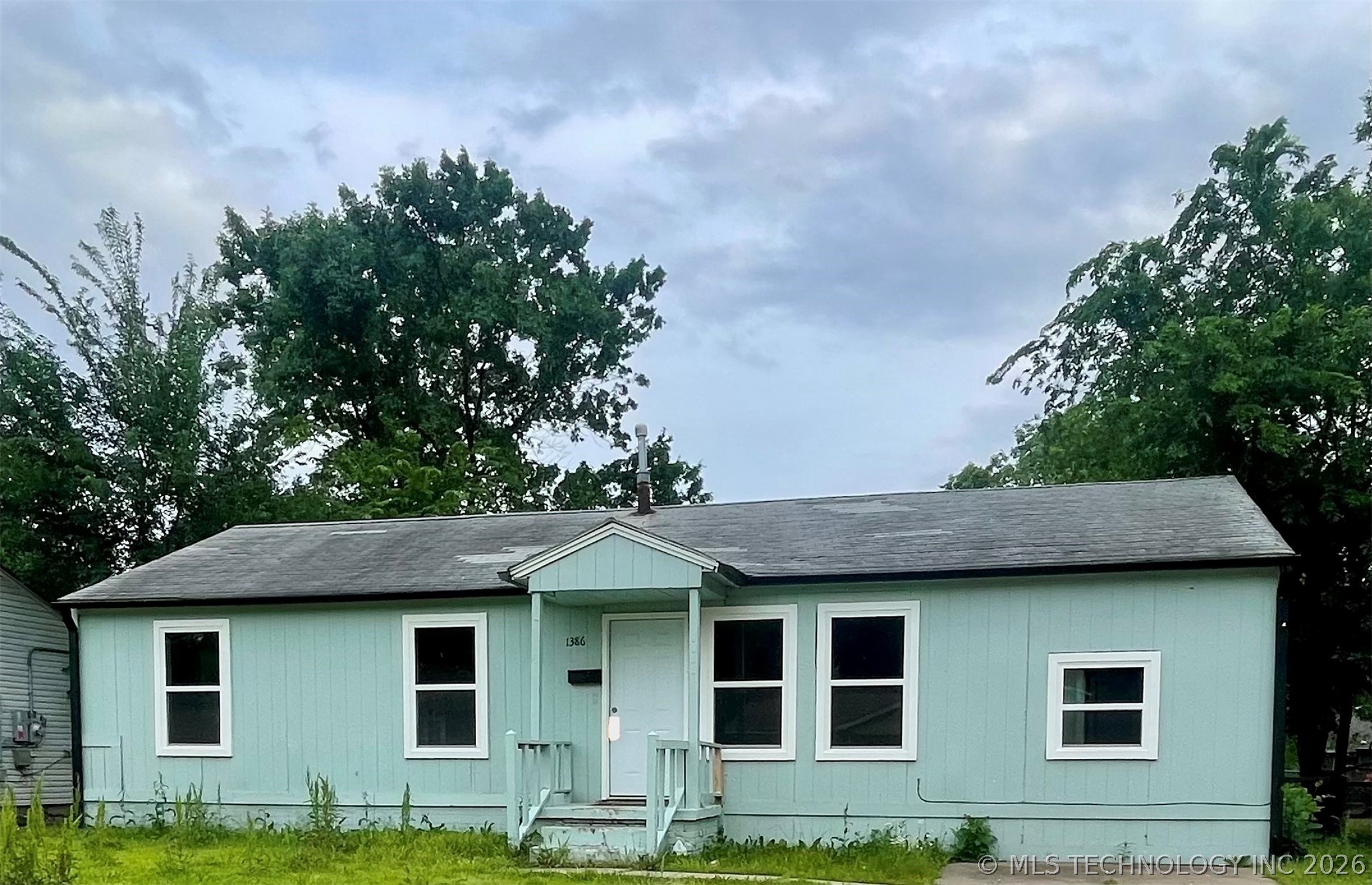 1386 E 51st Place N Property Photo 1