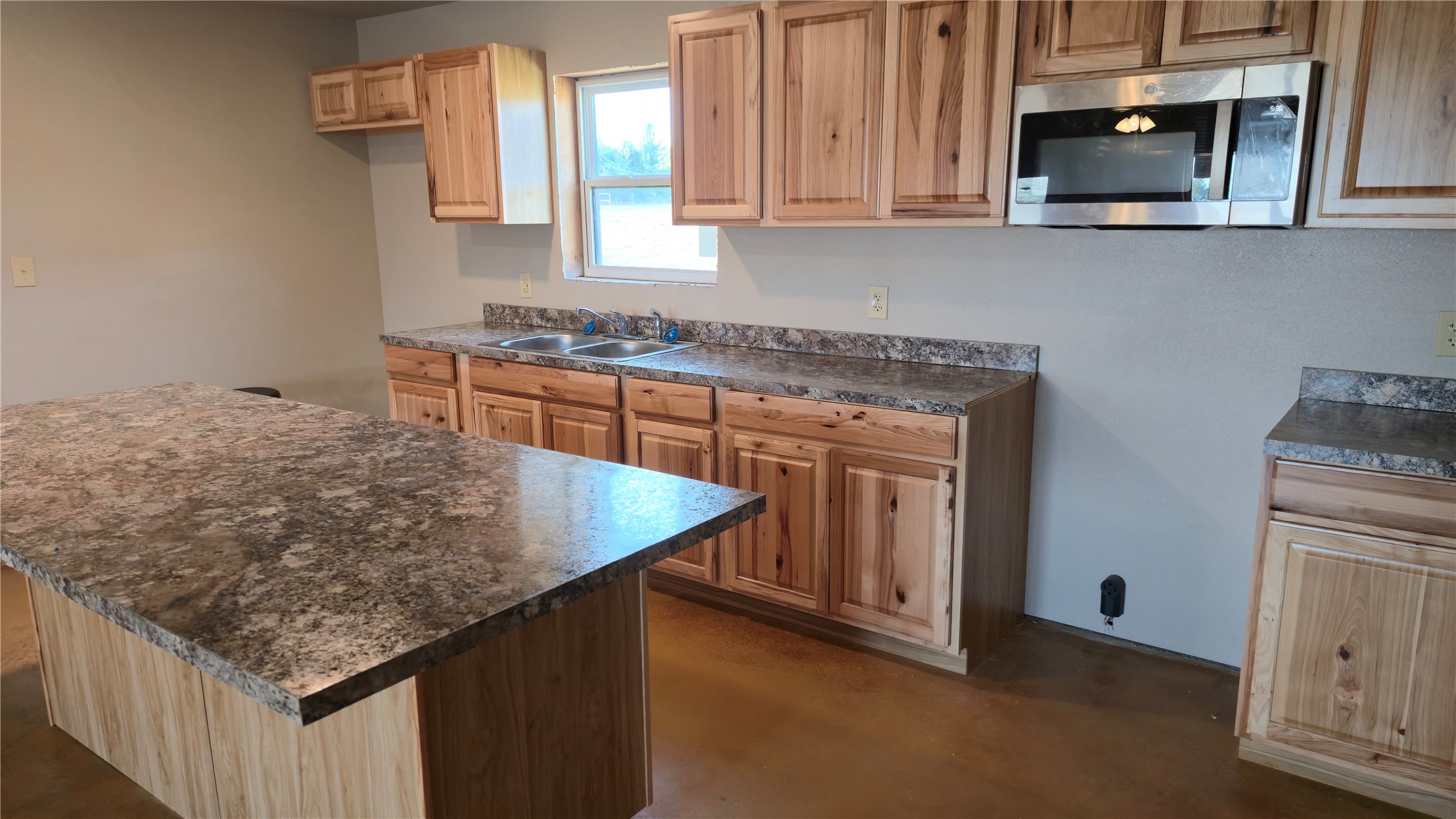 10 Texanna Property Photo 15
