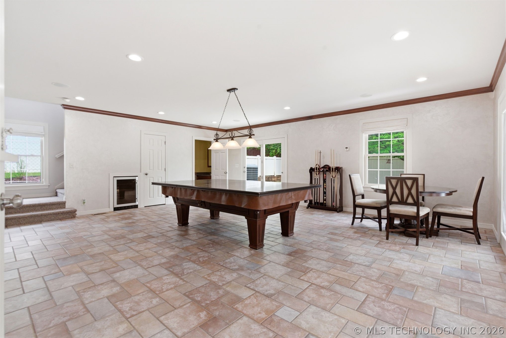 3855 S Utica Avenue Property Photo 17