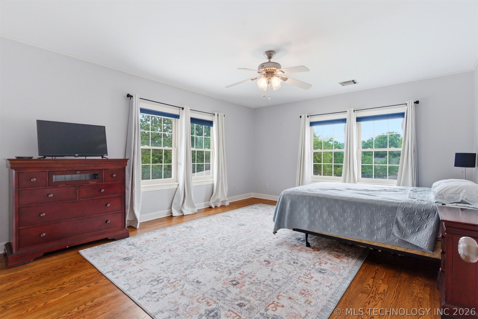 3855 S Utica Avenue Property Photo 20