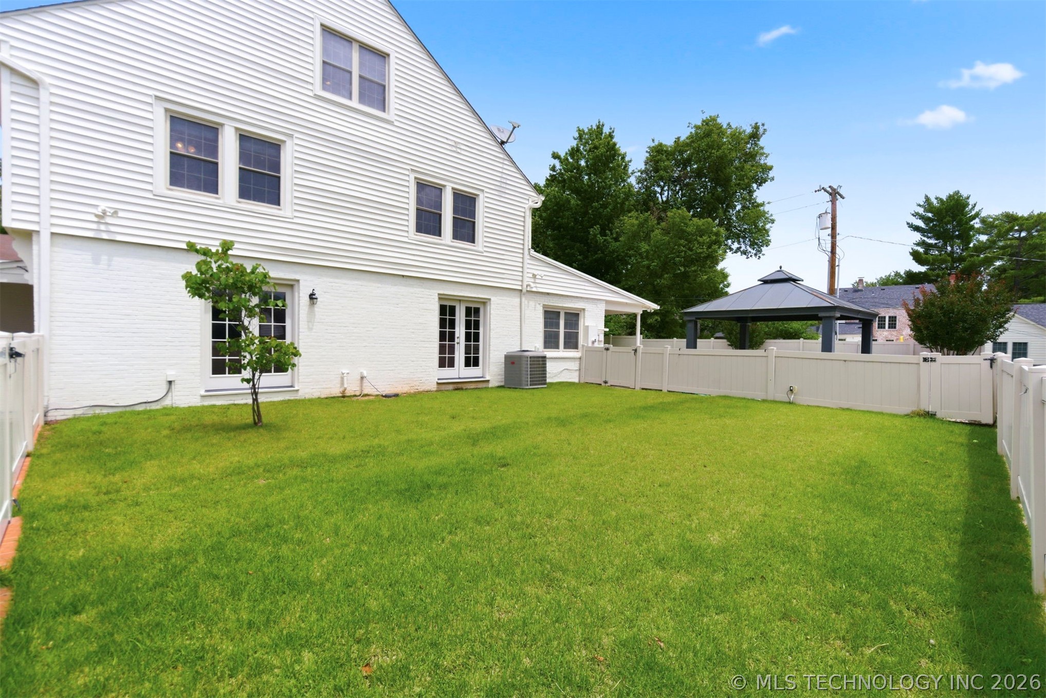 3855 S Utica Avenue Property Photo 49