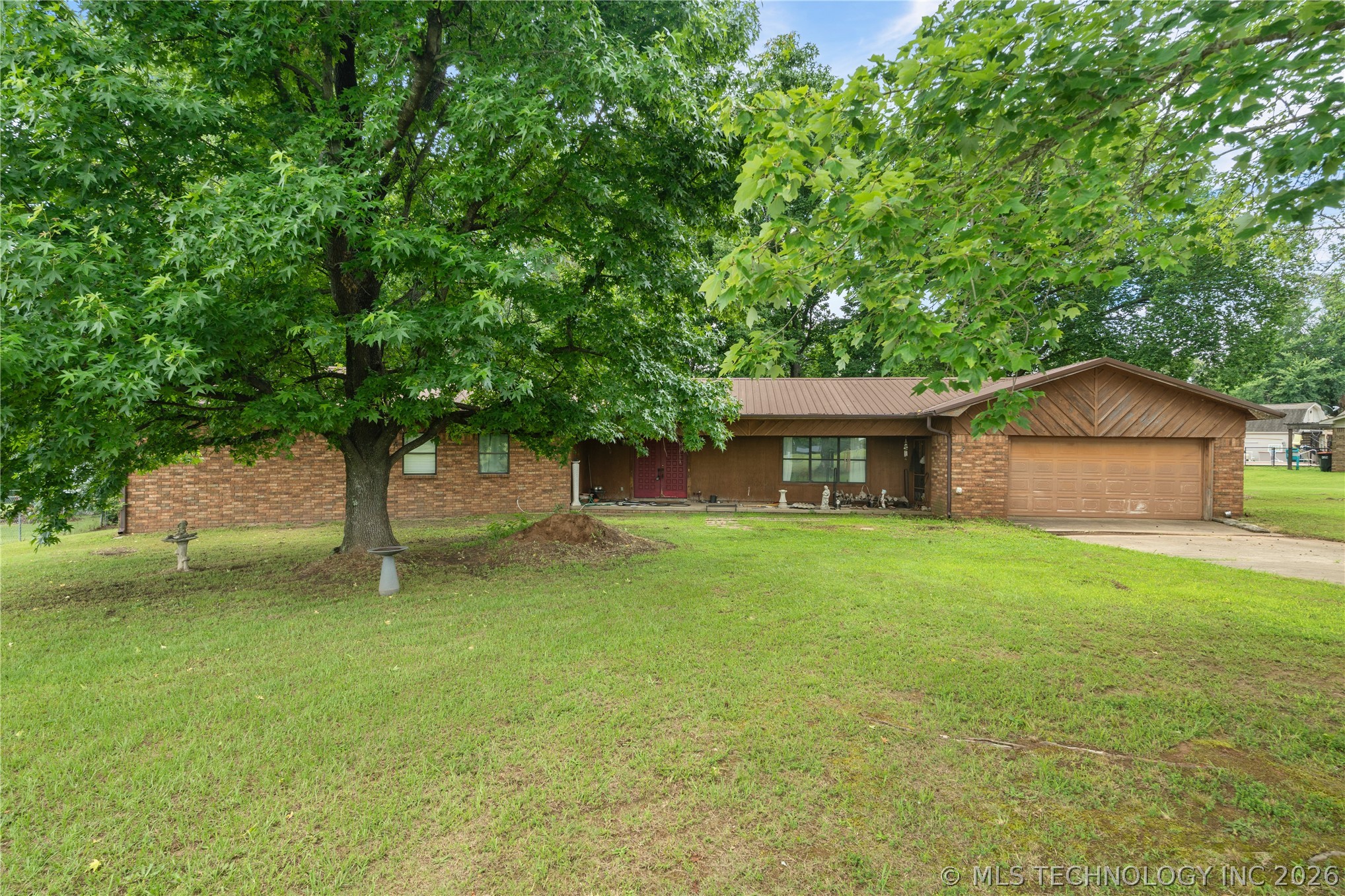 207 Ford Lane Property Photo 1
