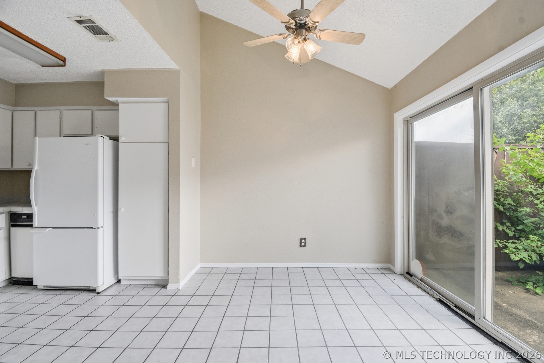 1120 S 110 East Avenue 12-2c Property Photo 10