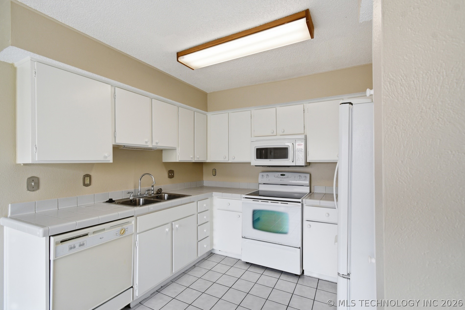 1120 S 110 East Avenue 12-2c Property Photo 13