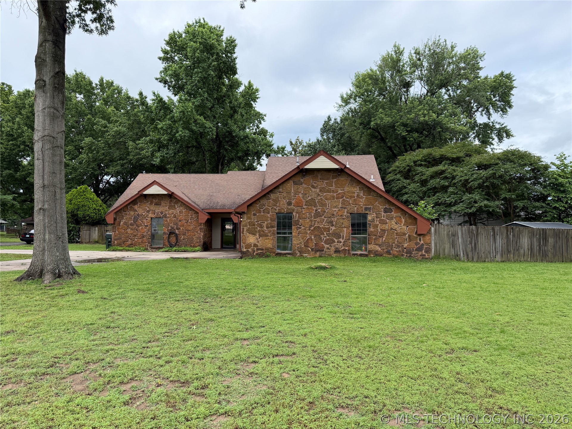 3300 E Harris Road Property Photo 1