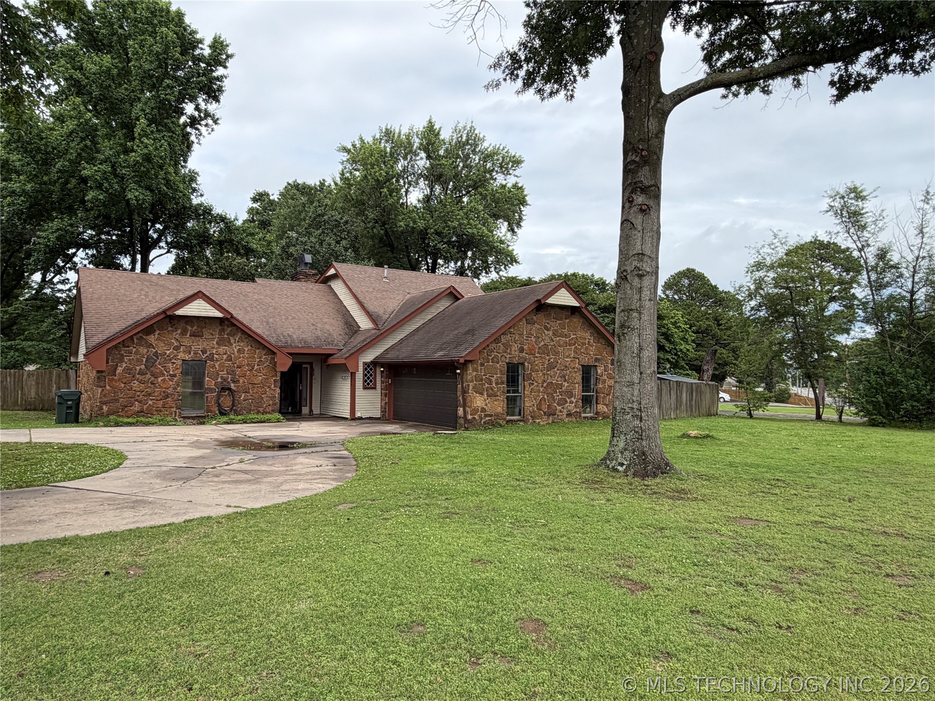 3300 E Harris Road Property Photo 2