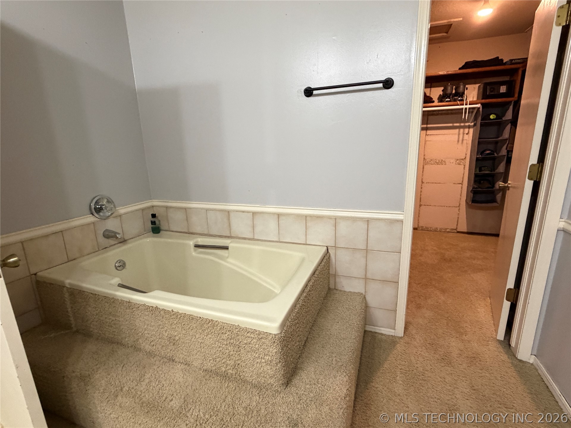 3300 E Harris Road Property Photo 17