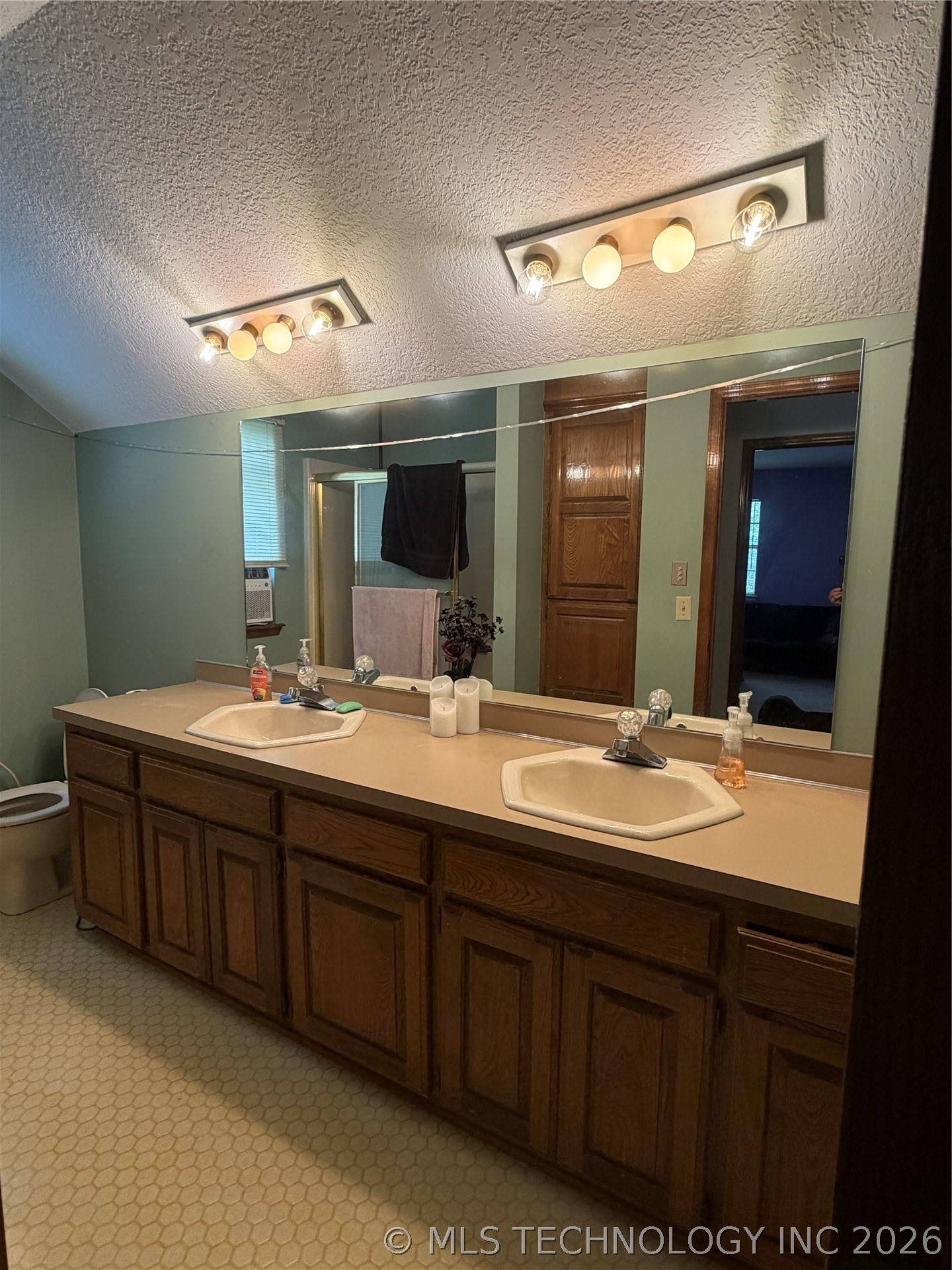 3300 E Harris Road Property Photo 22