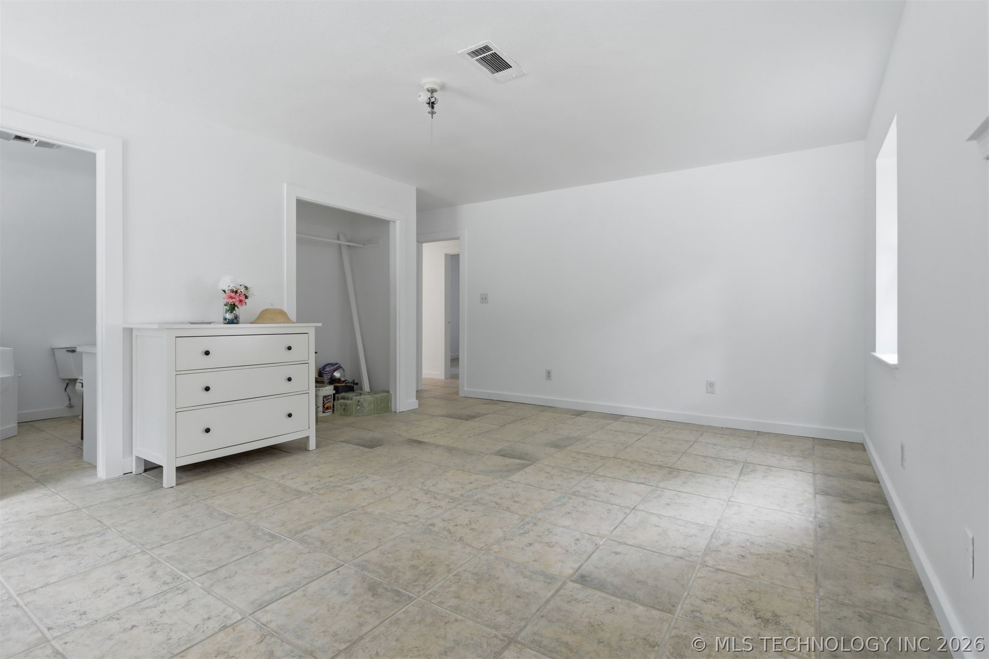 2702 Redbud Lane Property Photo 19