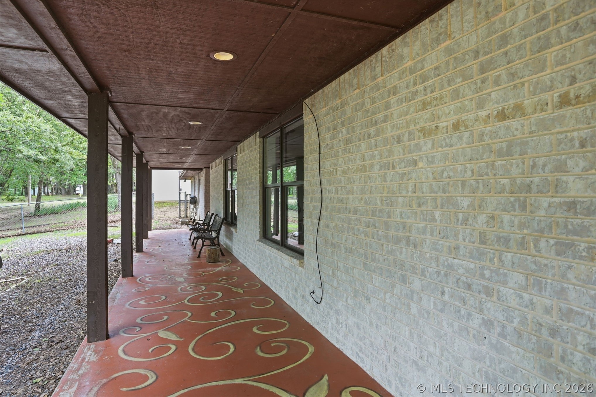 2702 Redbud Lane Property Photo 23