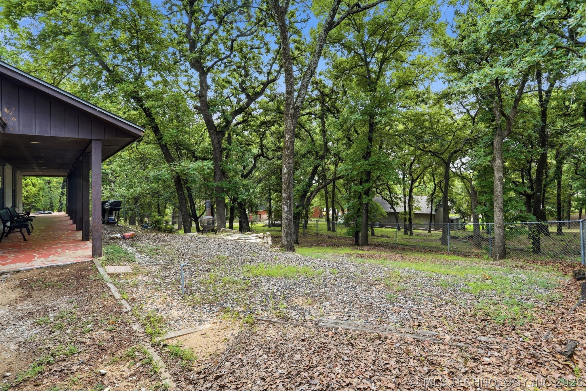 2702 Redbud Lane Property Photo 26