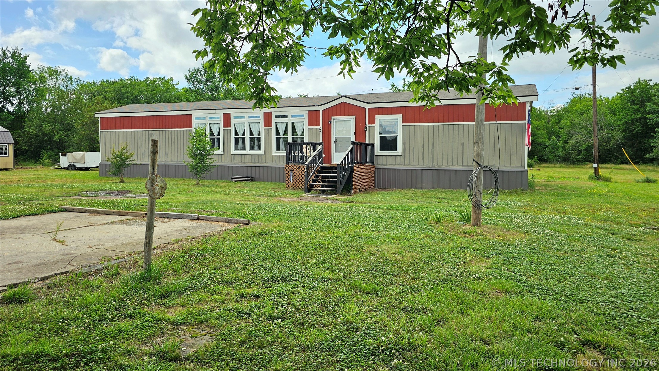 309 E Muskogee Avenue Property Photo 1