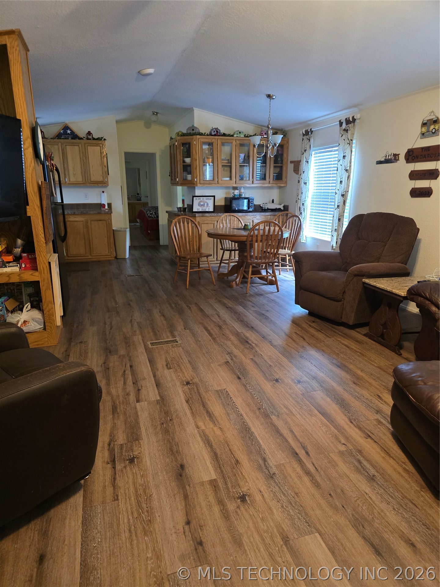 1234 36620 Road Property Photo 5