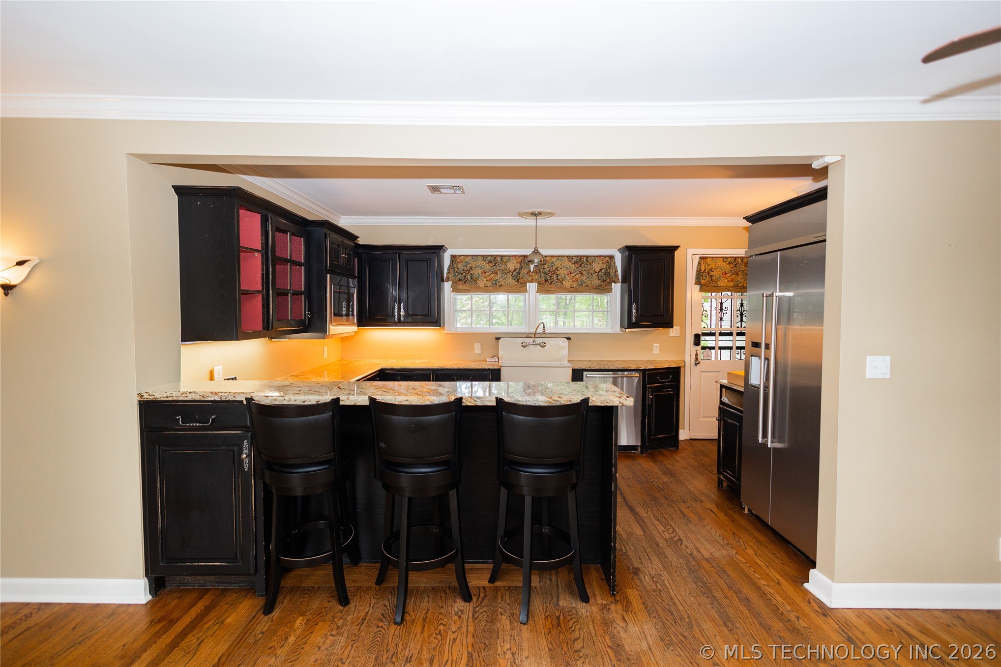 1916 E 38th Street Property Photo 9