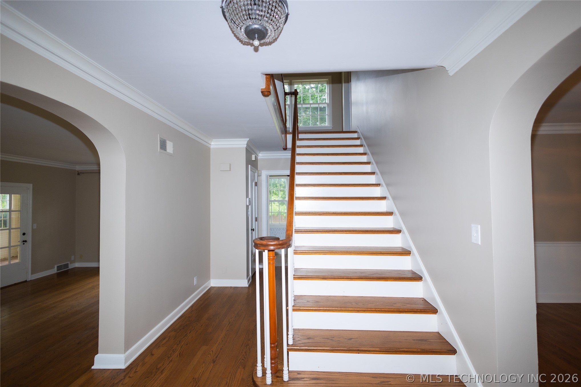 1916 E 38th Street Property Photo 19