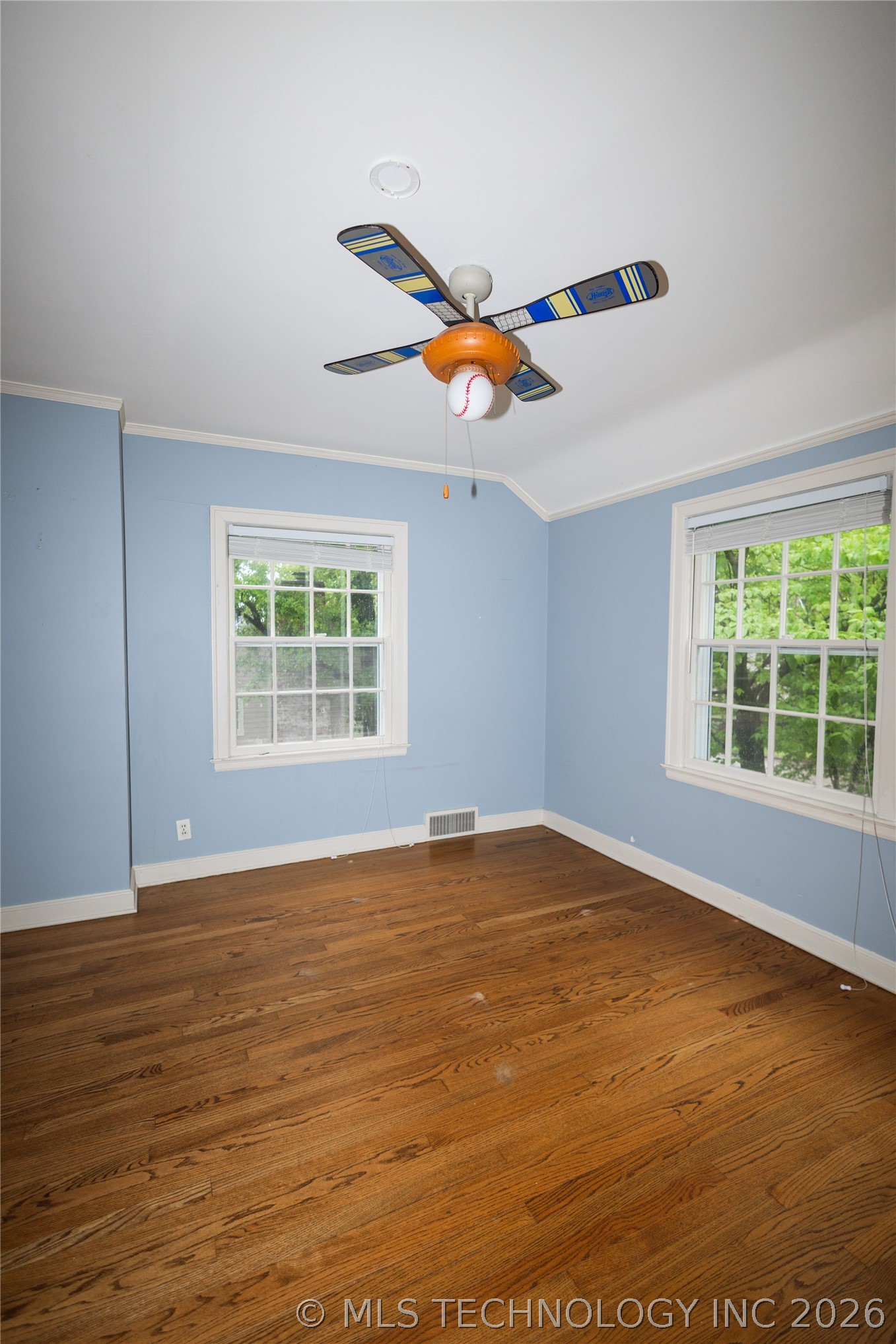 1916 E 38th Street Property Photo 31