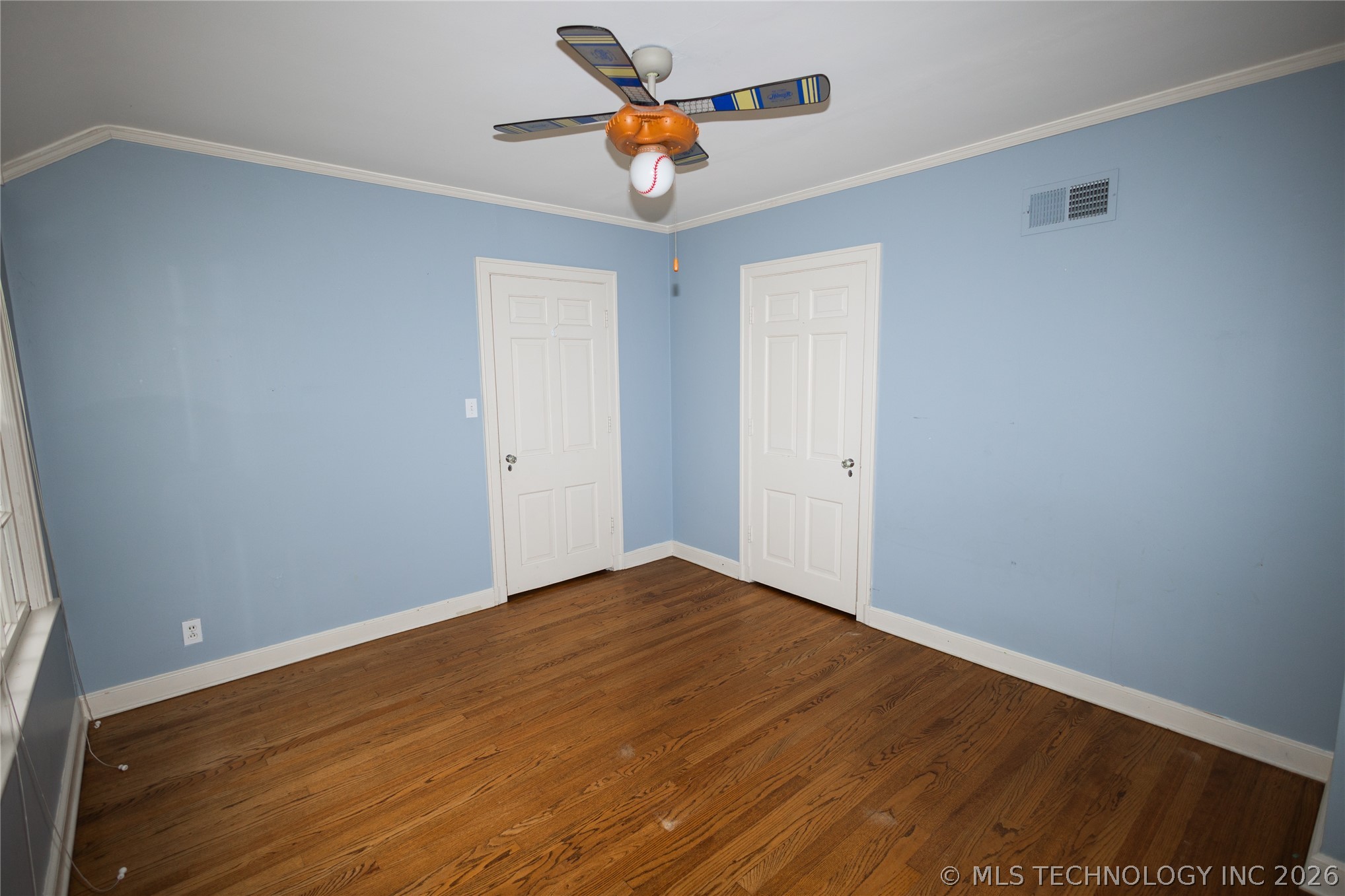 1916 E 38th Street Property Photo 32
