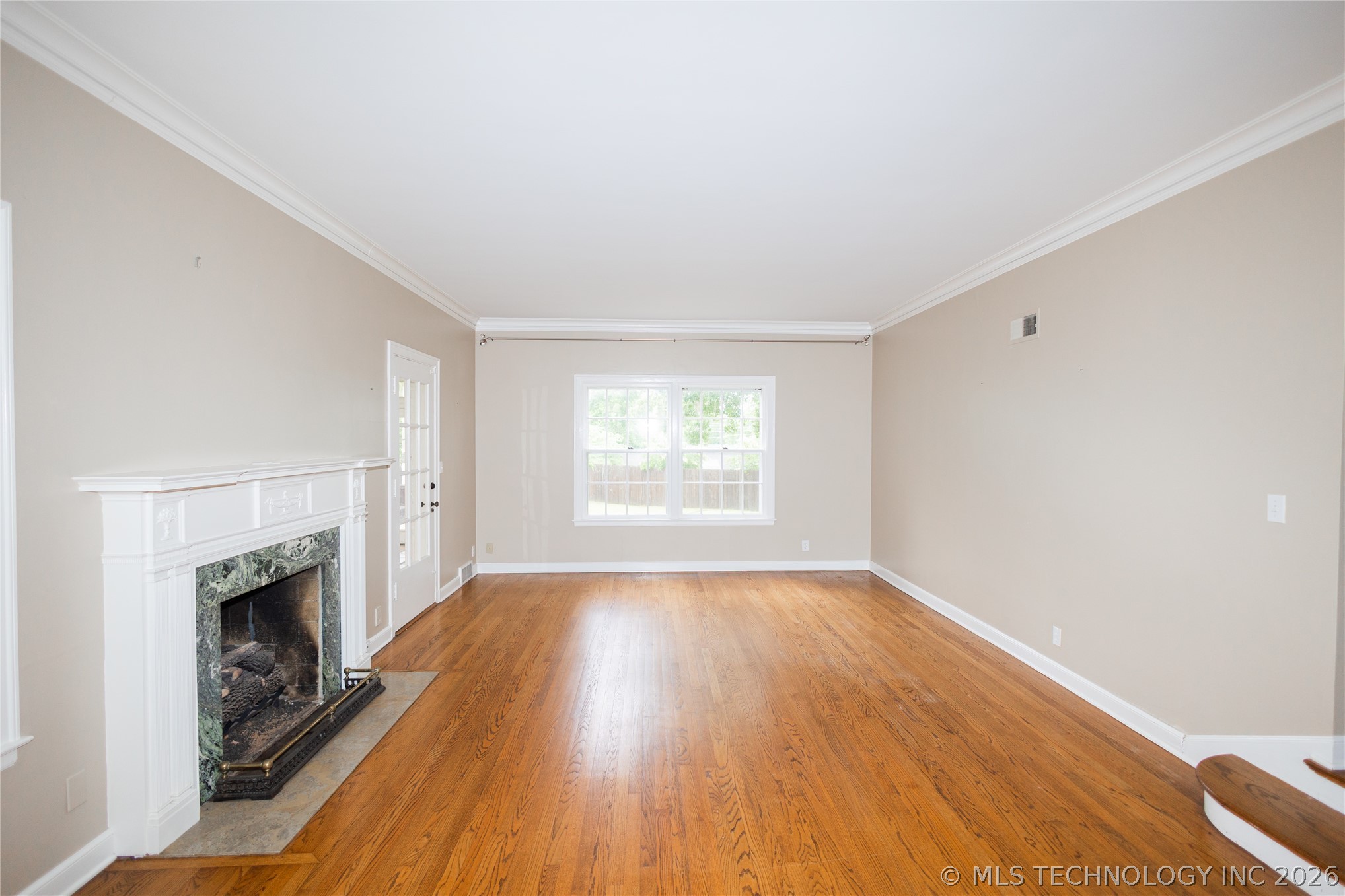 1916 E 38th Street Property Photo 33