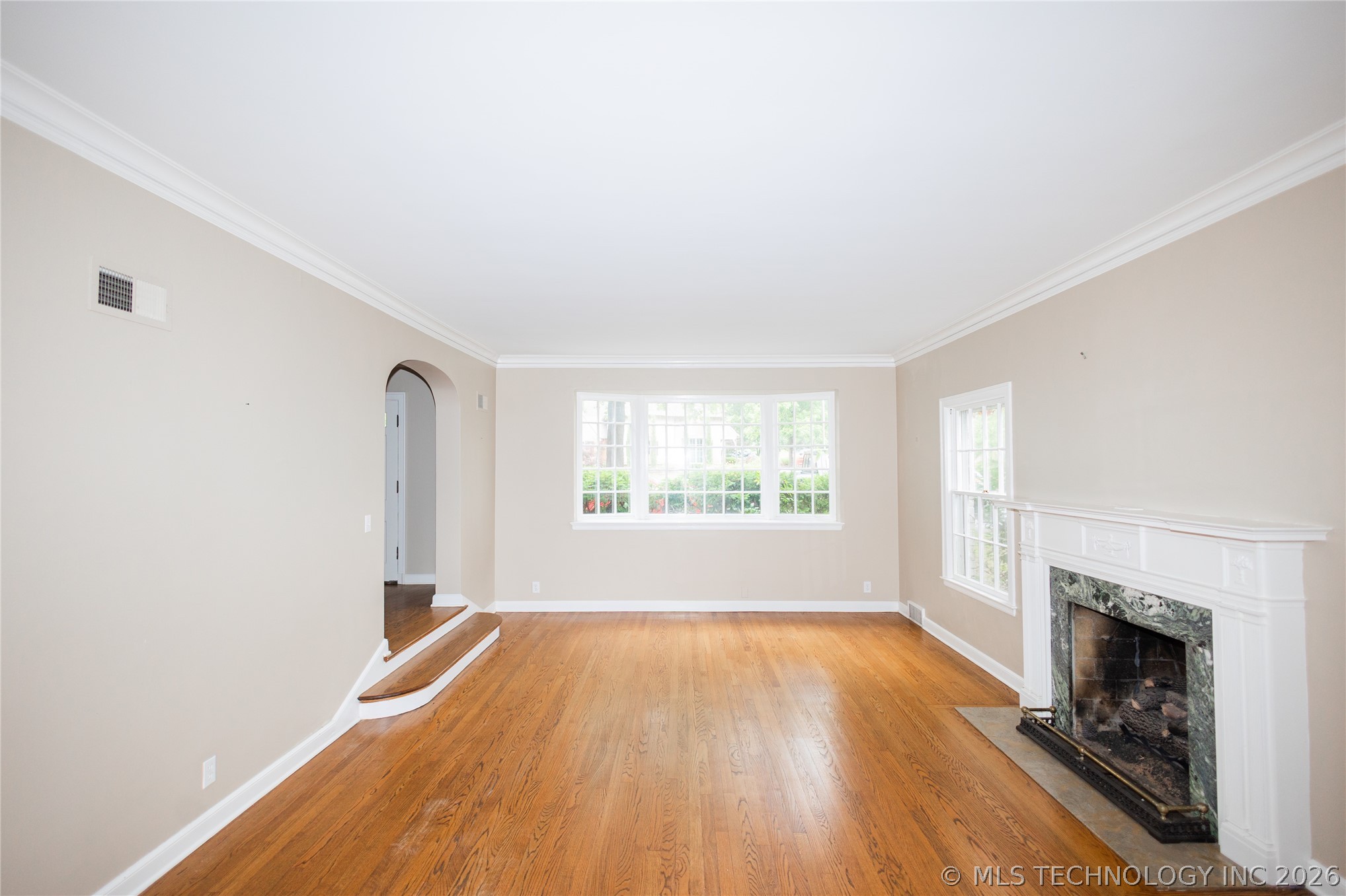 1916 E 38th Street Property Photo 34