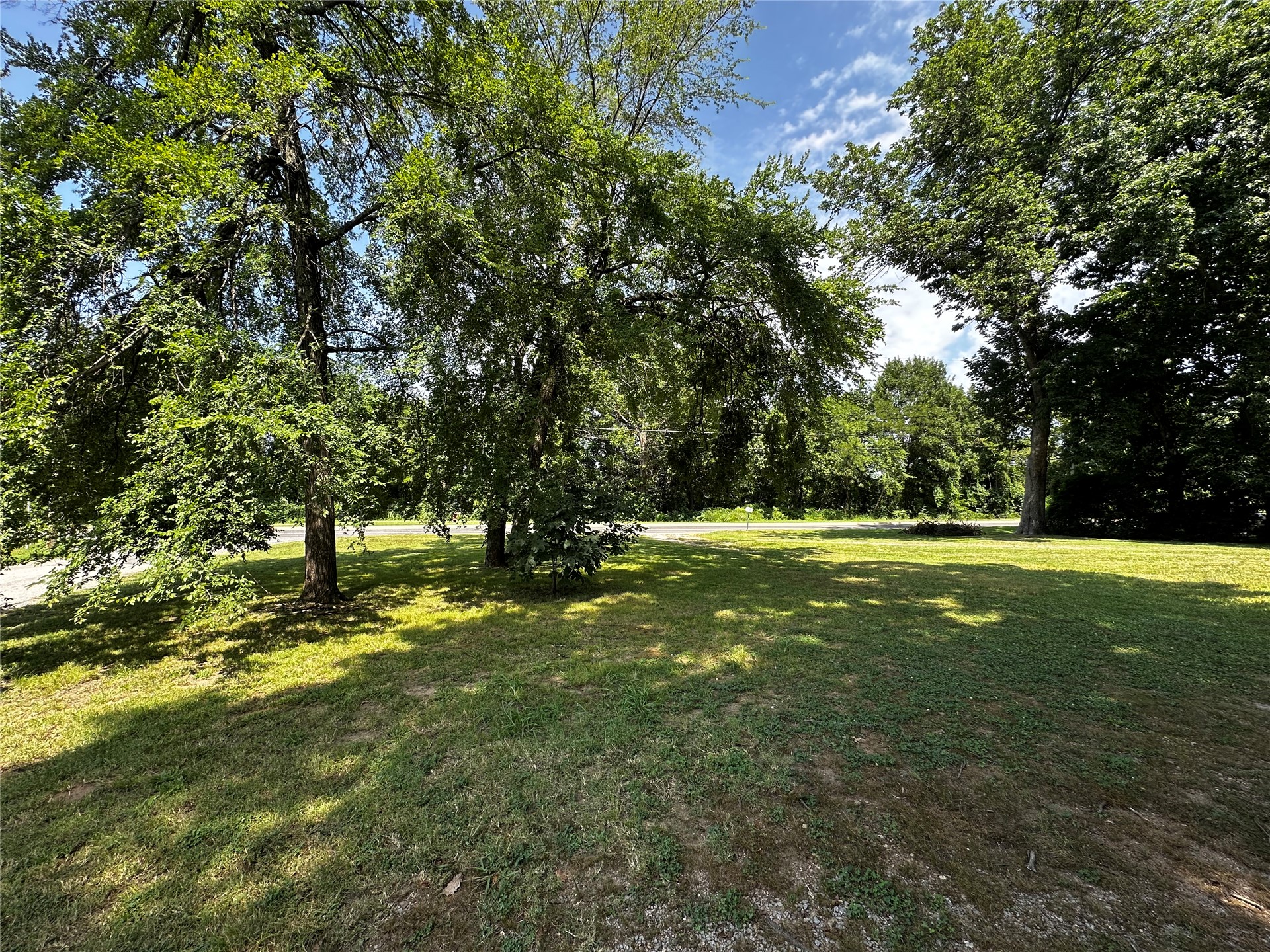 747 S Bluff Avenue W Property Photo 12