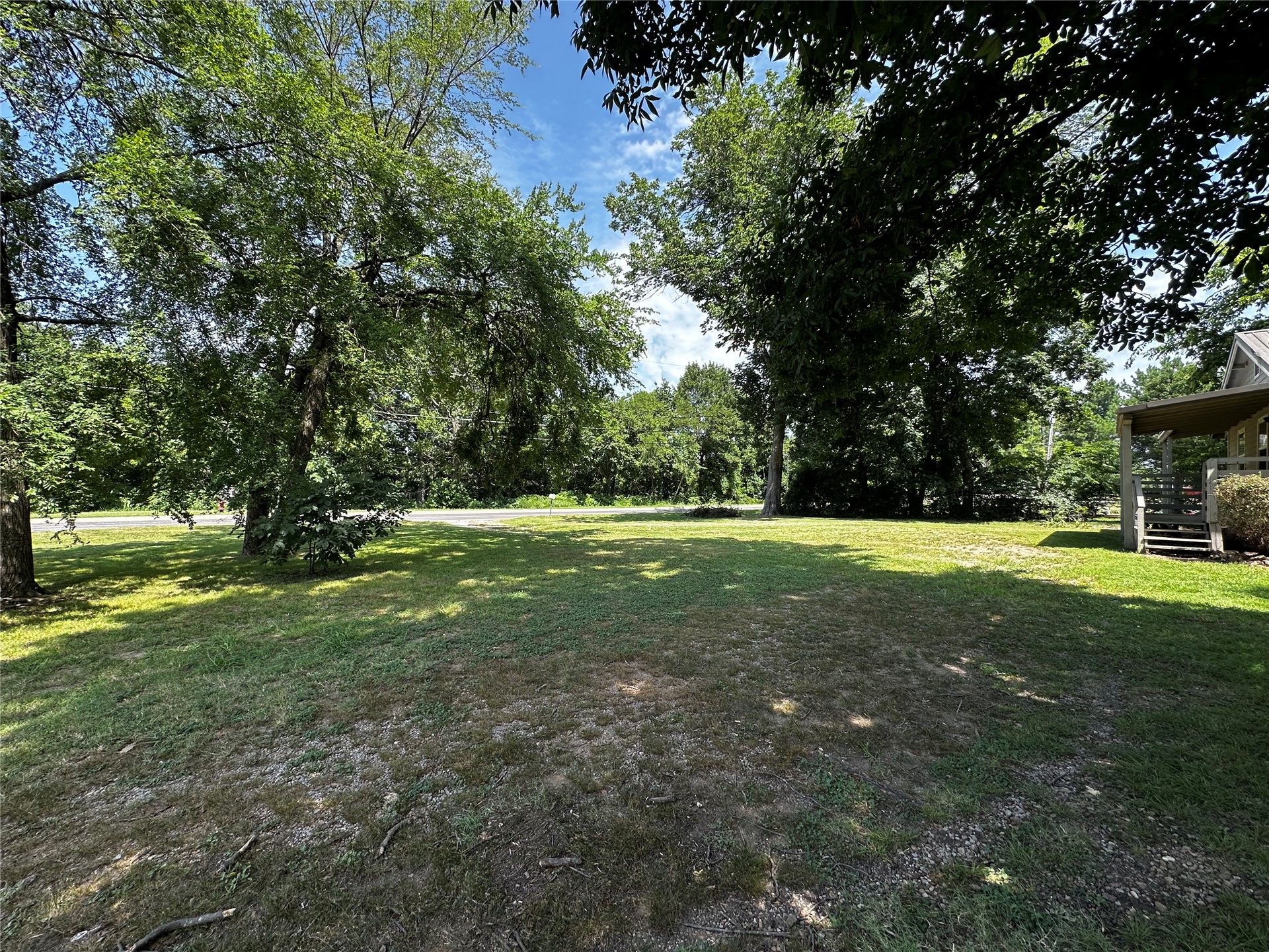 747 S Bluff Avenue W Property Photo 14