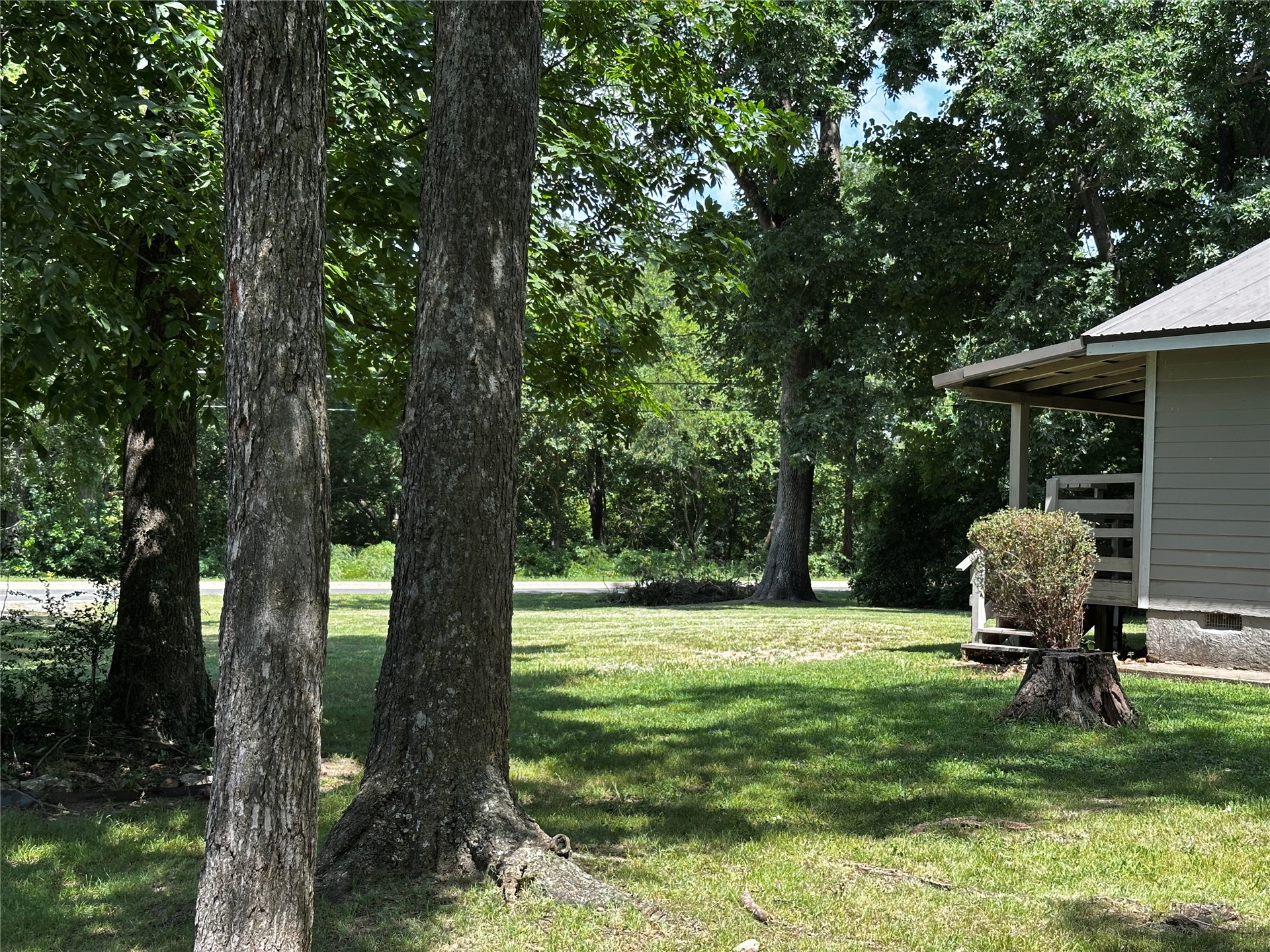 747 S Bluff Avenue W Property Photo 15
