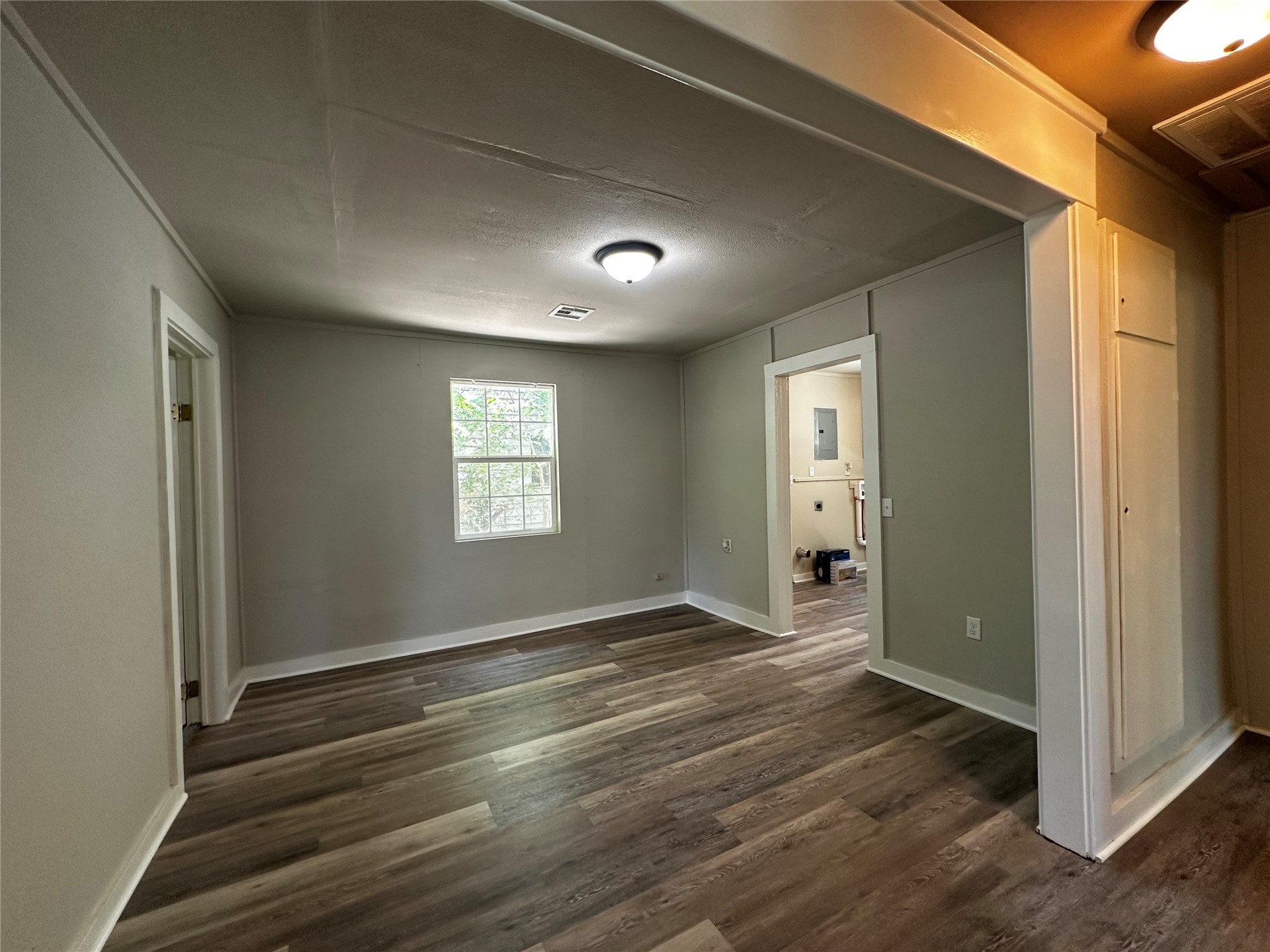 747 S Bluff Avenue W Property Photo 37