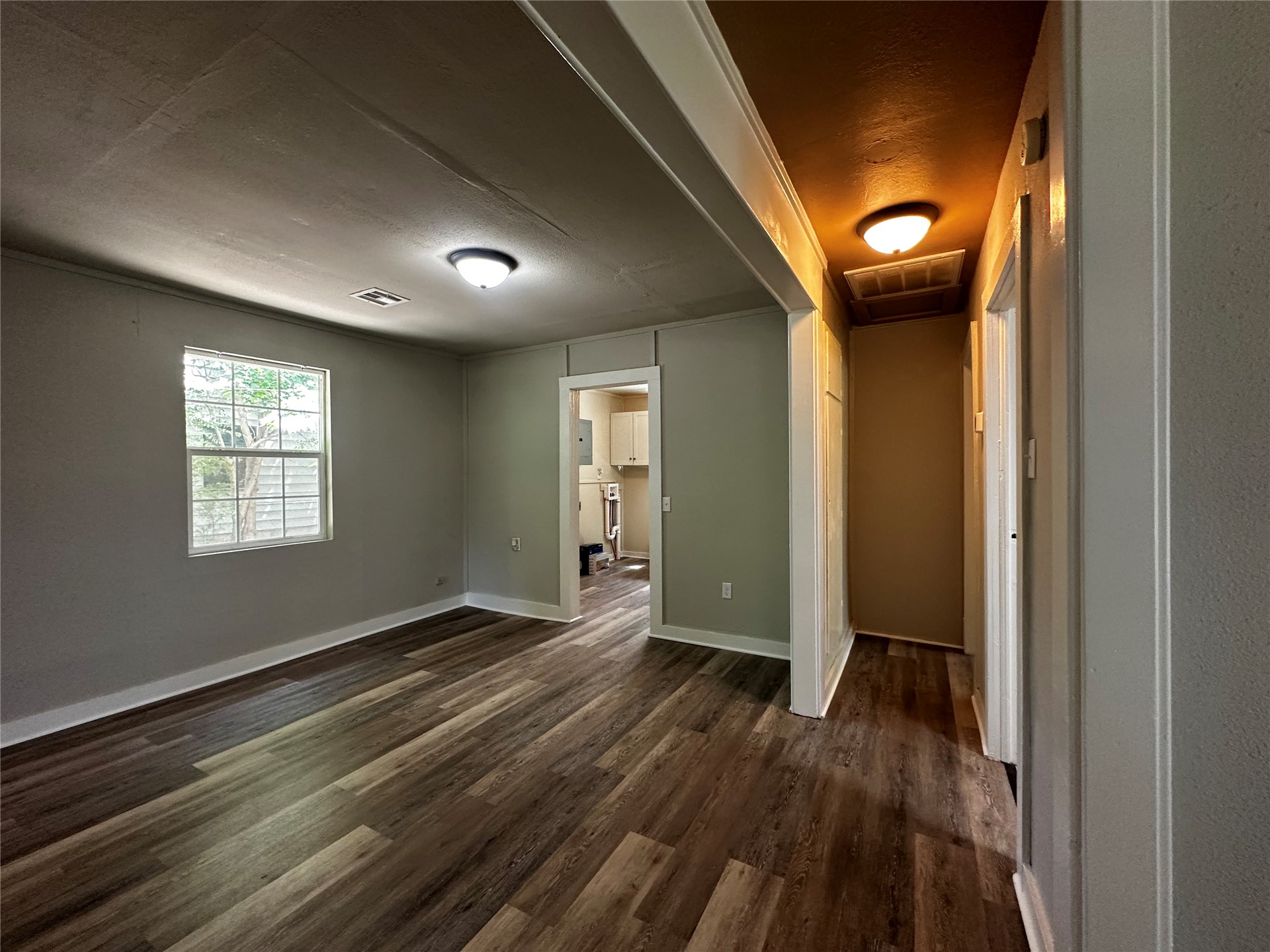 747 S Bluff Avenue W Property Photo 38