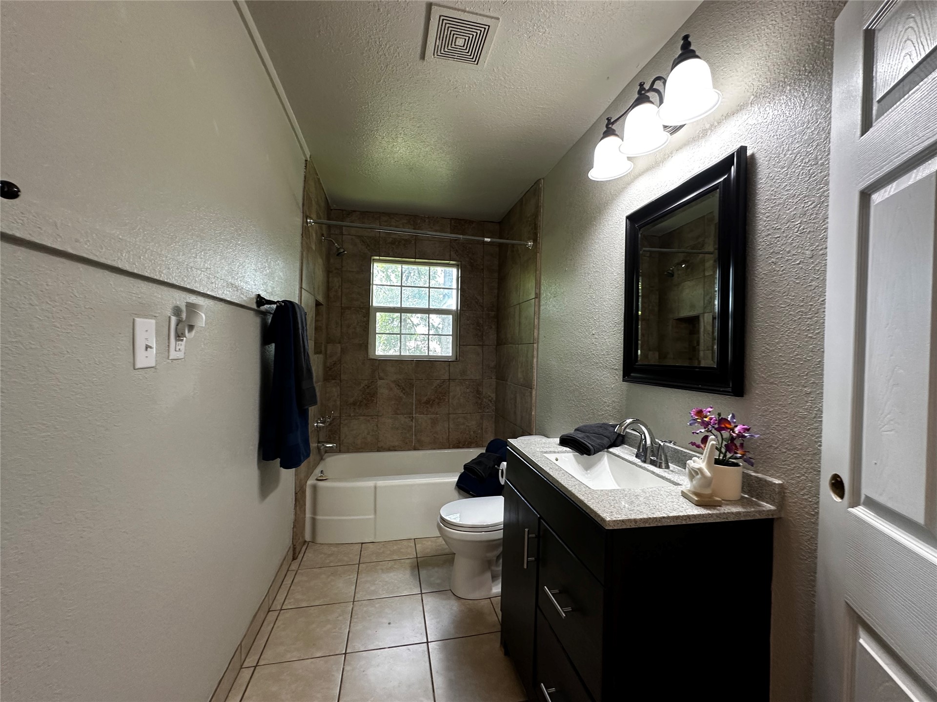 747 S Bluff Avenue W Property Photo 39