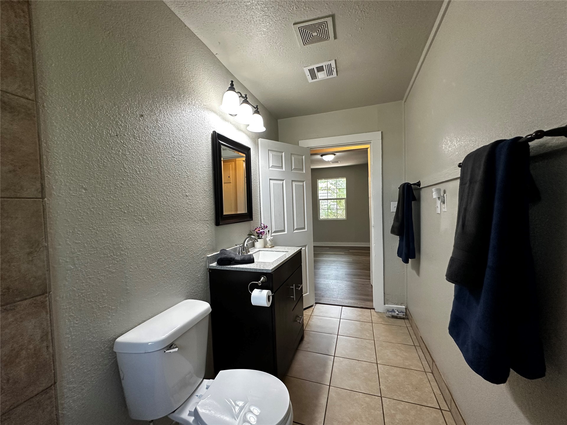 747 S Bluff Avenue W Property Photo 41