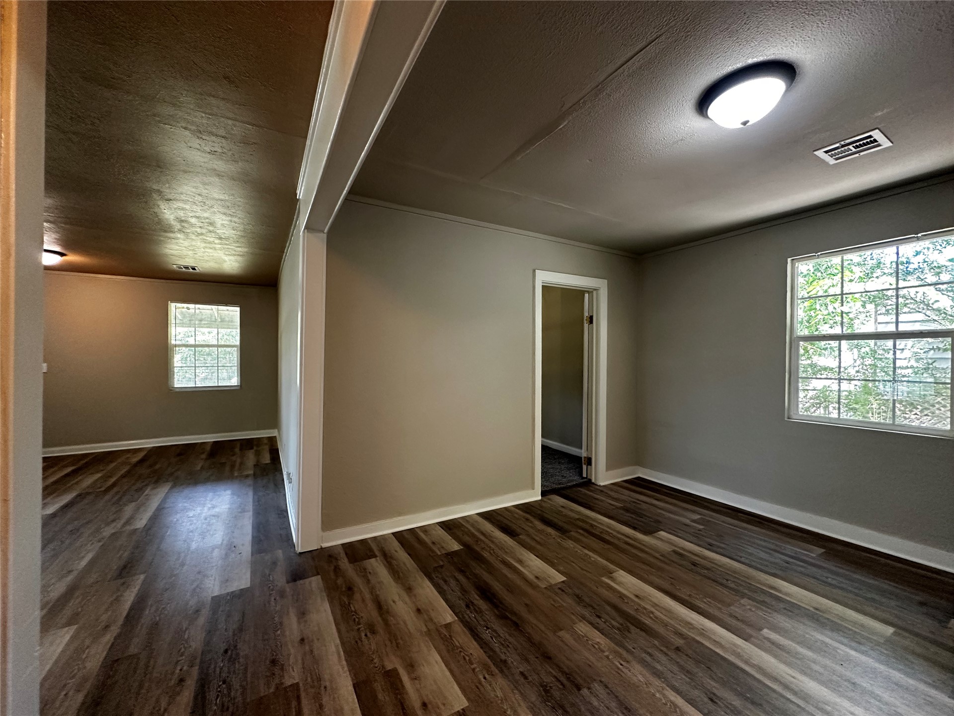 747 S Bluff Avenue W Property Photo 42