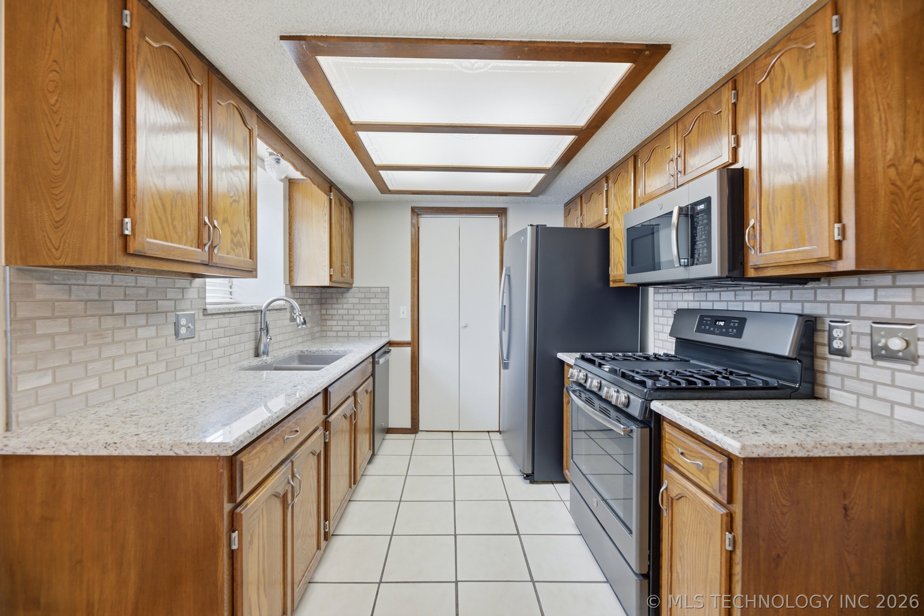 4406 W Lansing Place Property Photo 10