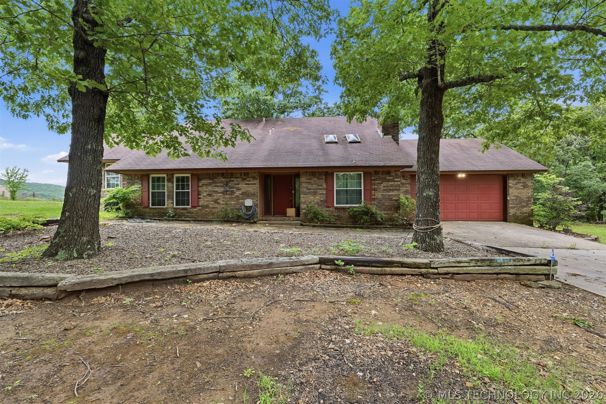 471322 E 844 Road Property Photo 1